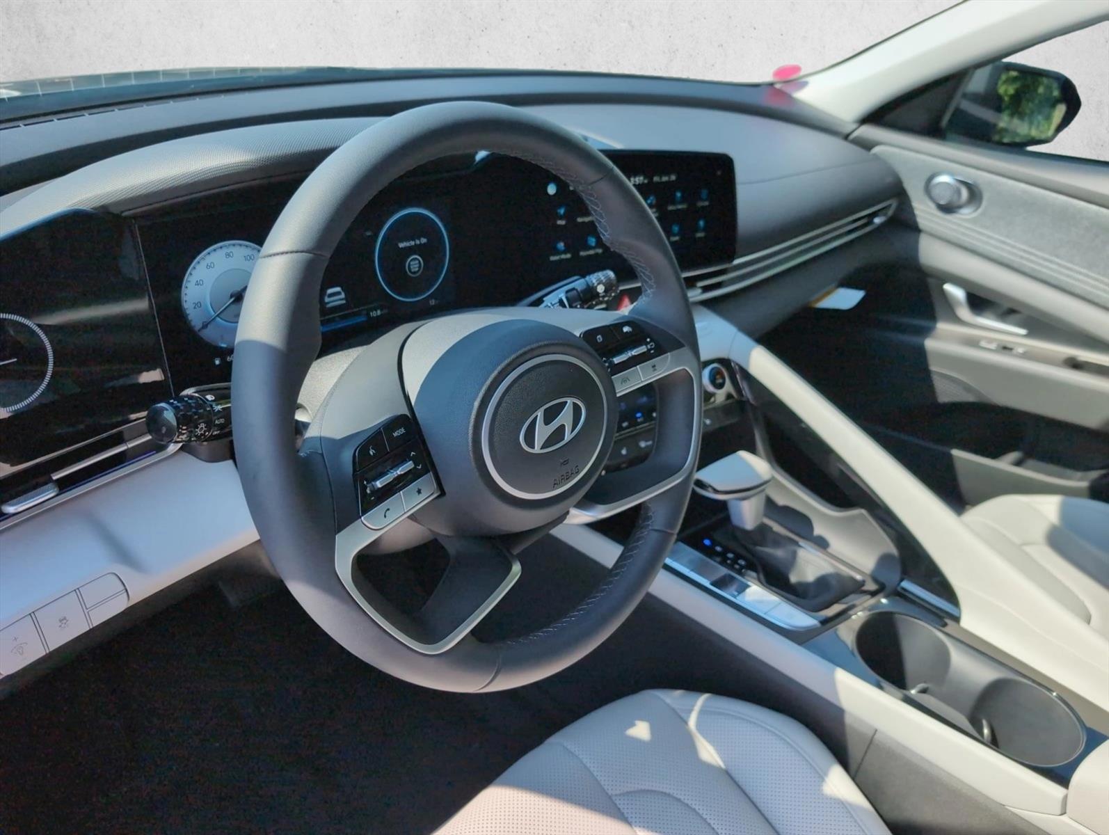 Thumbnail: 2026 Hyundai Elantra - 3