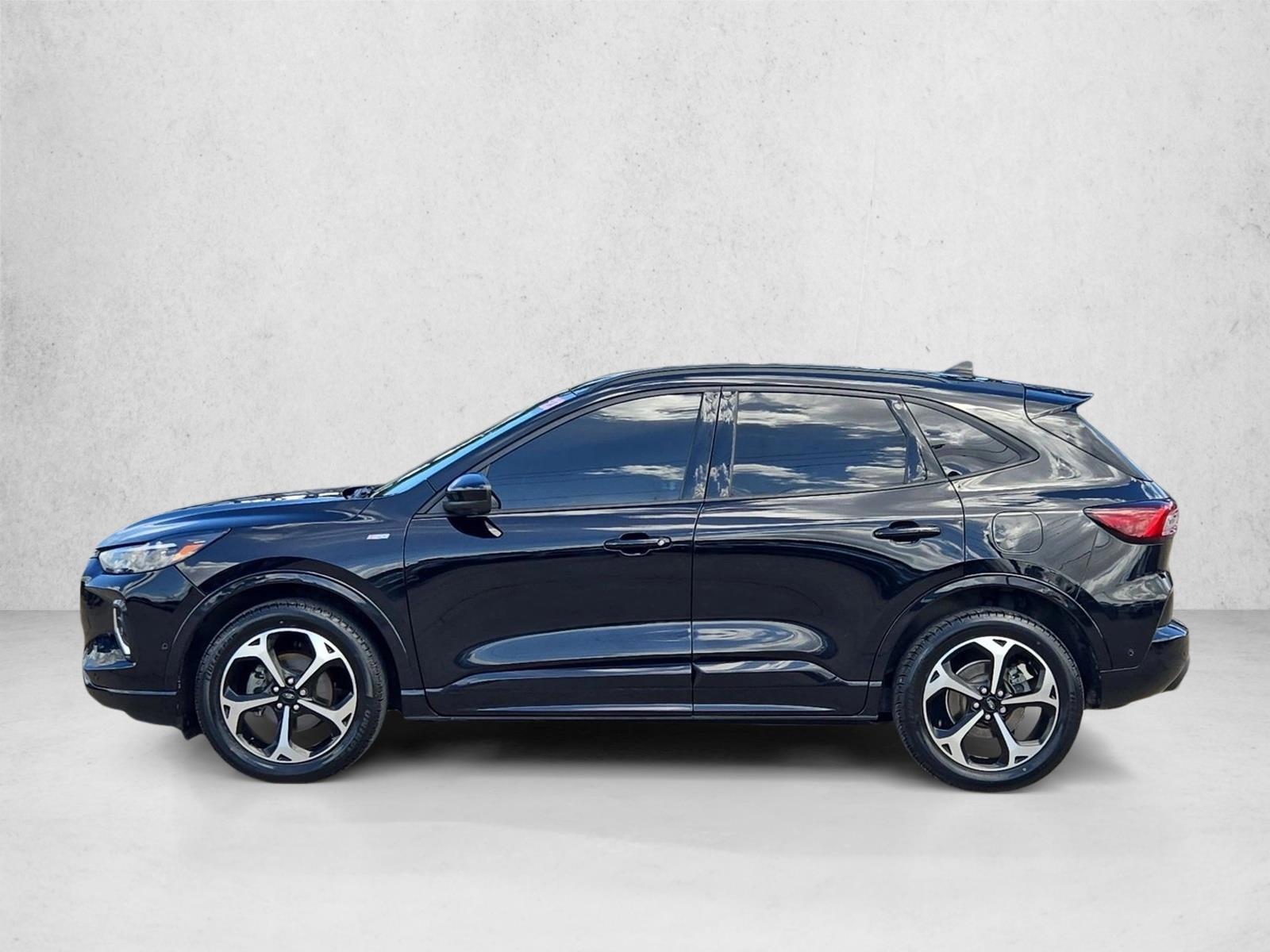 Thumbnail: 2023 Ford Escape - 2
