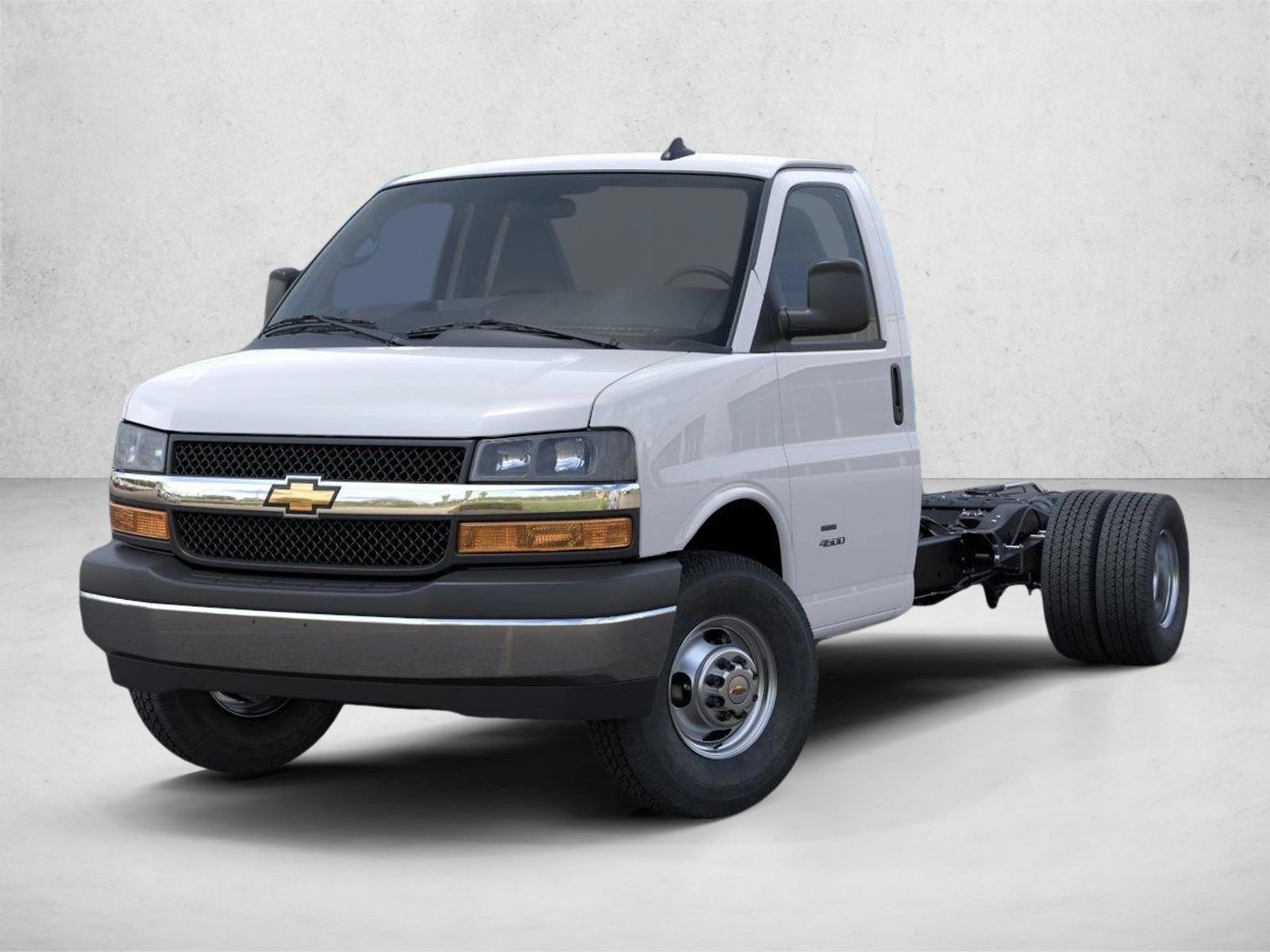 Thumbnail: 2025 Chevrolet Express - 2