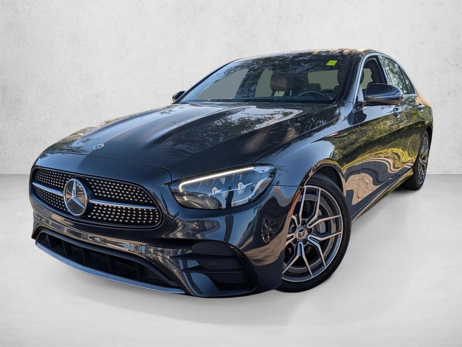 Thumbnail: 2022 Mercedes-Benz E-Class - 1