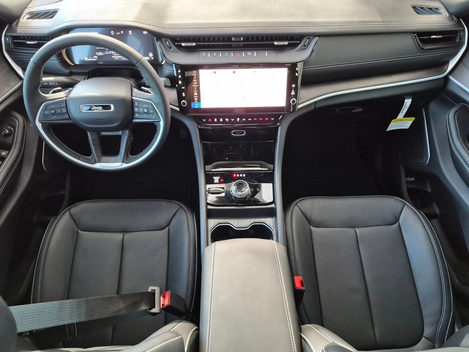 Thumbnail: 2026 Jeep Grand Cherokee - 4