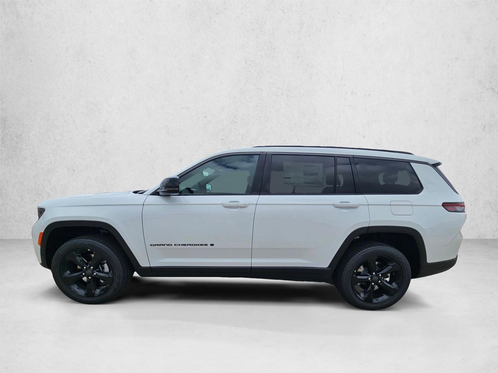 Thumbnail: 2026 Jeep Grand Cherokee L - 2