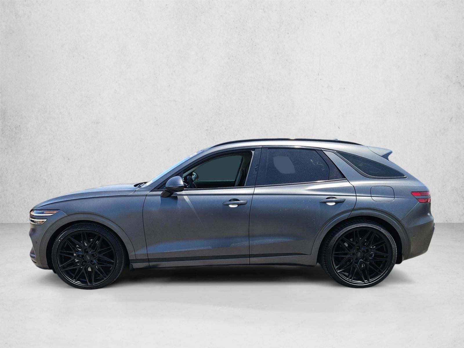 Thumbnail: 2023 Genesis GV70 - 2