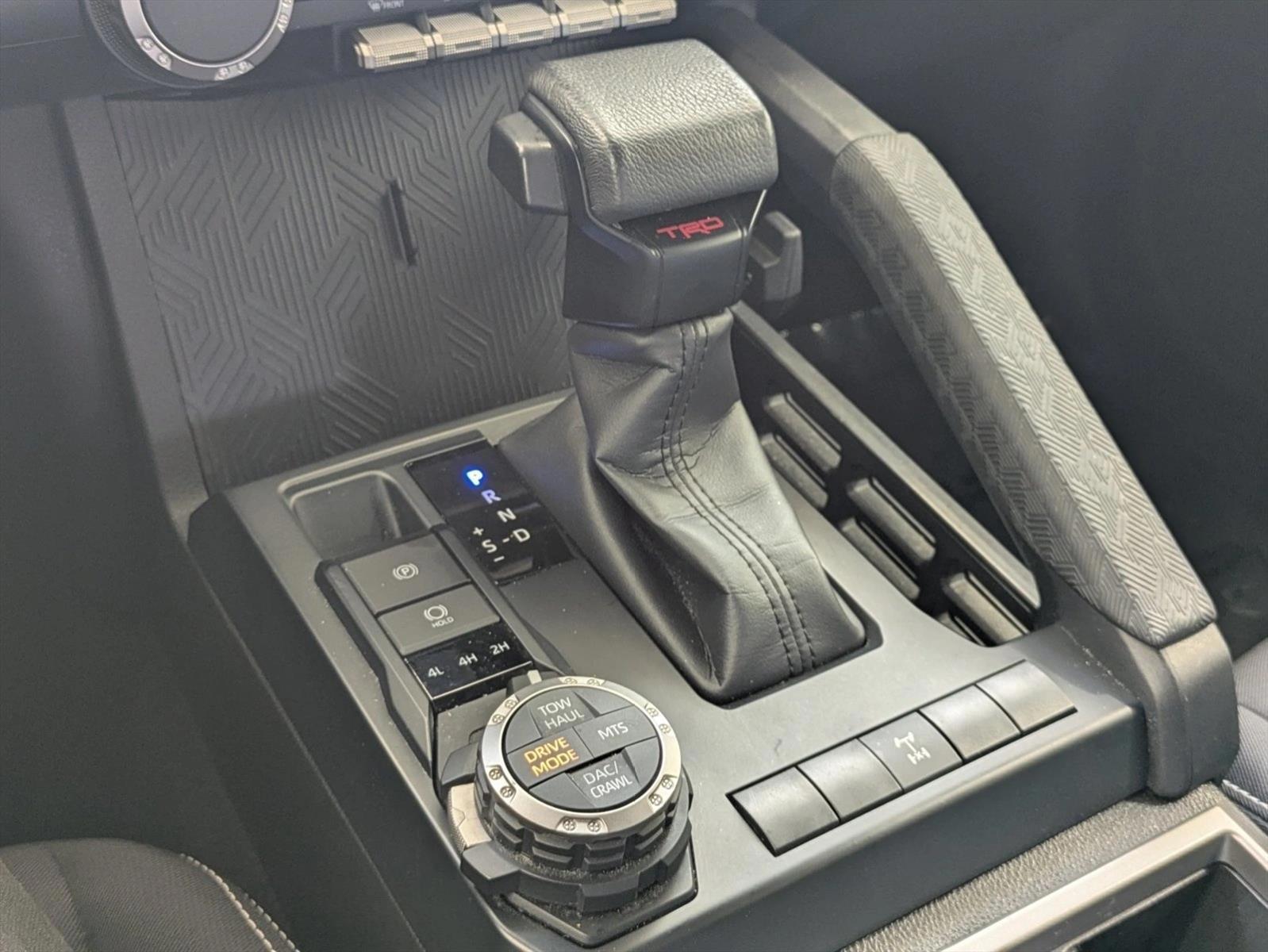 2024 Toyota Tacoma TRD Off Road - Photo 11
