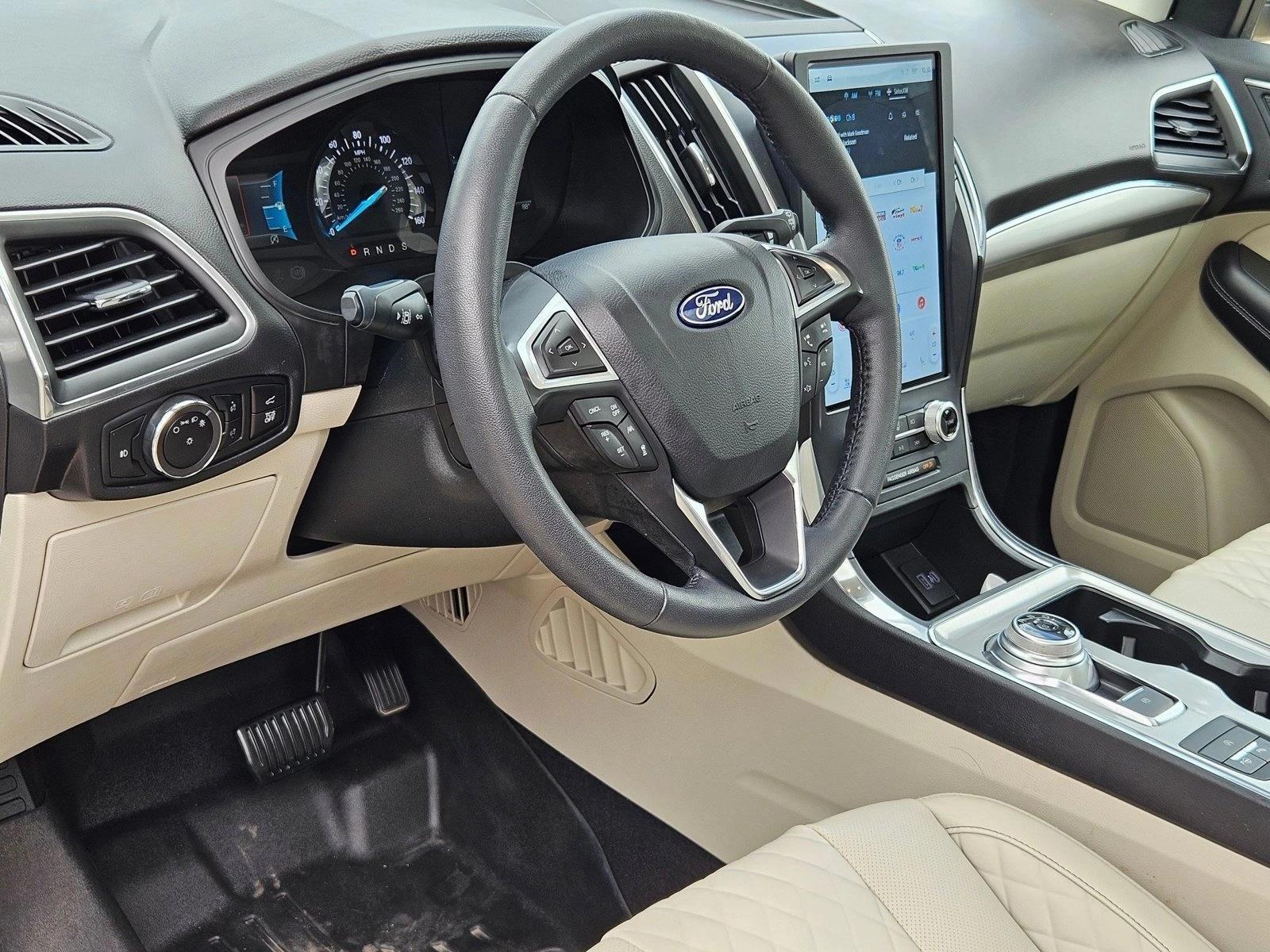 Thumbnail: 2024 Ford Edge - 3
