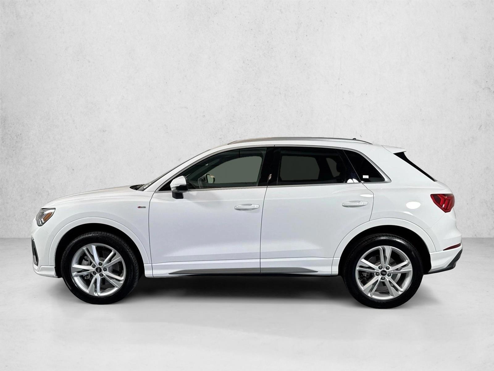 Thumbnail: 2024 Audi Q3 - 2
