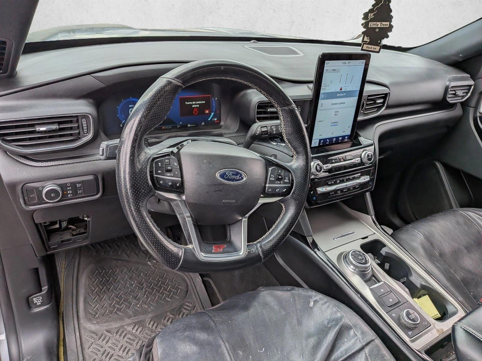Thumbnail: 2022 Ford Explorer - 3