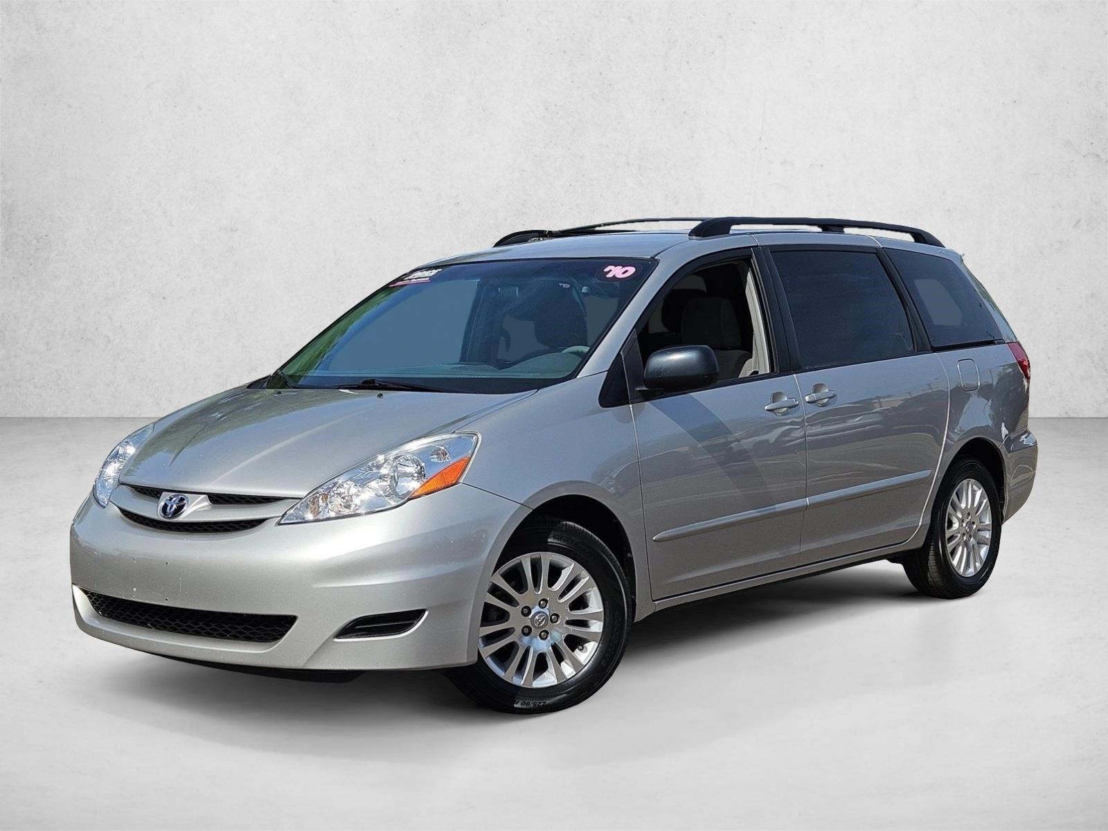 Thumbnail: 2010 Toyota Sienna - 1