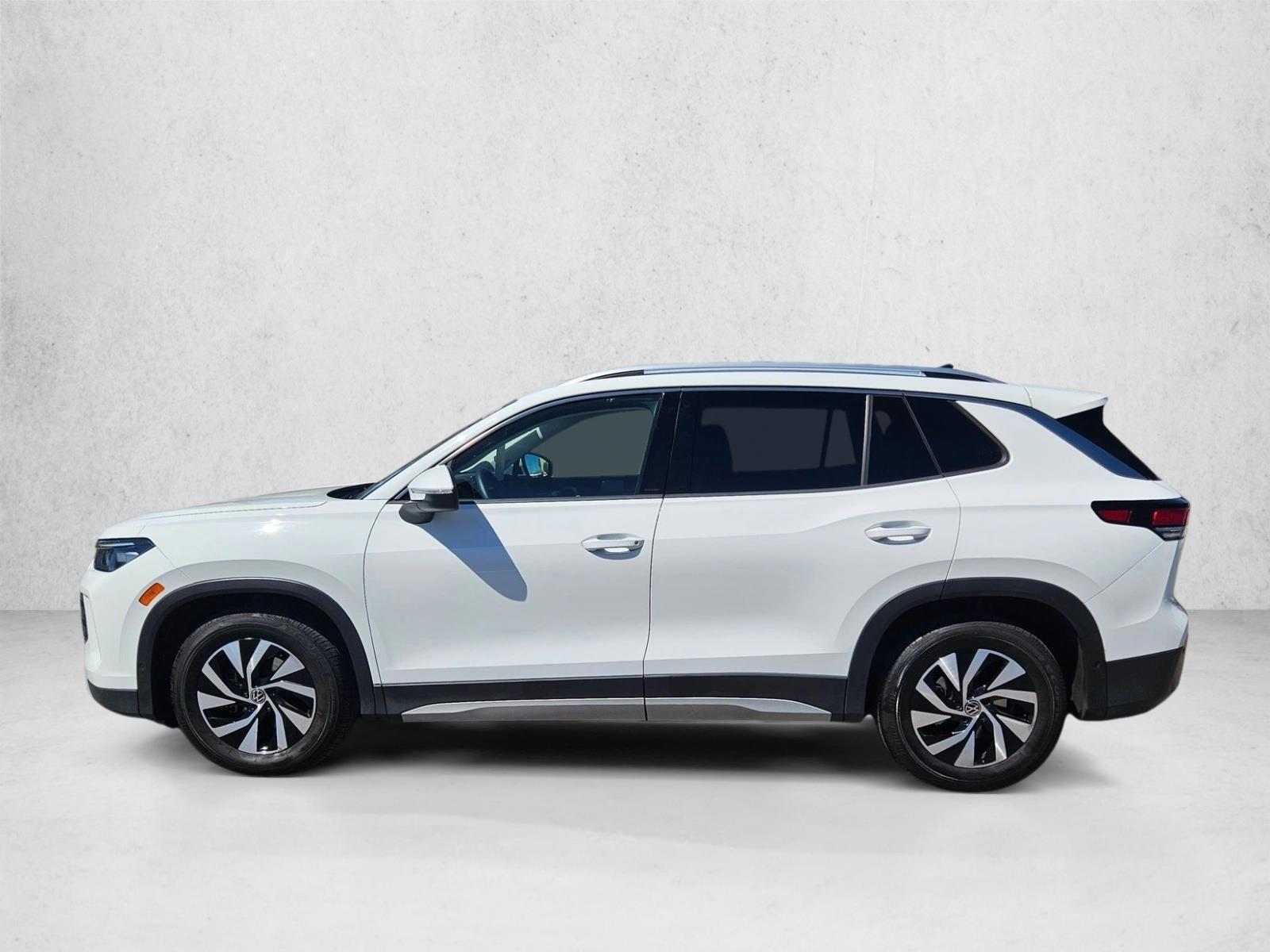Thumbnail: 2026 Volkswagen Tiguan - 2