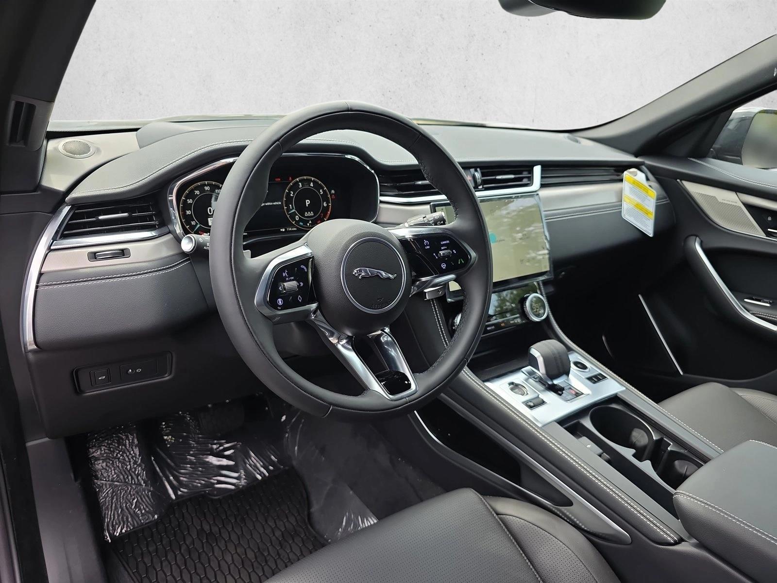 Thumbnail: 2026 Jaguar F-Pace - 4