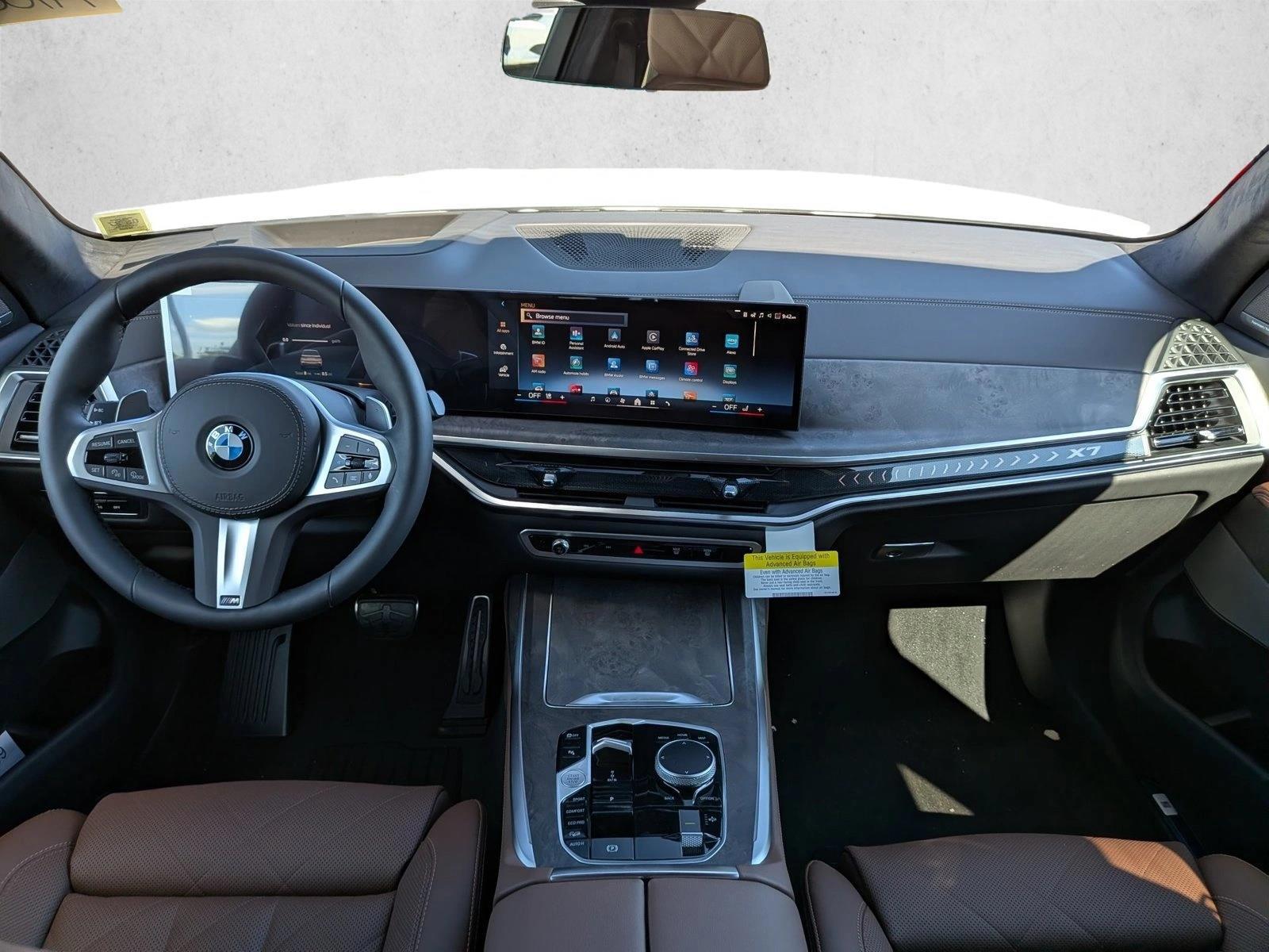 Thumbnail: 2027 BMW X7 - 4