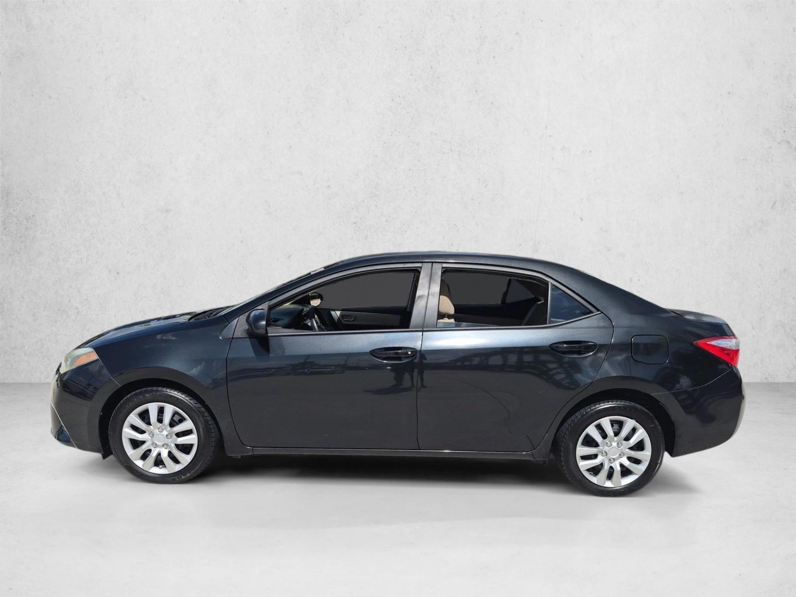 Thumbnail: 2015 Toyota Corolla - 2