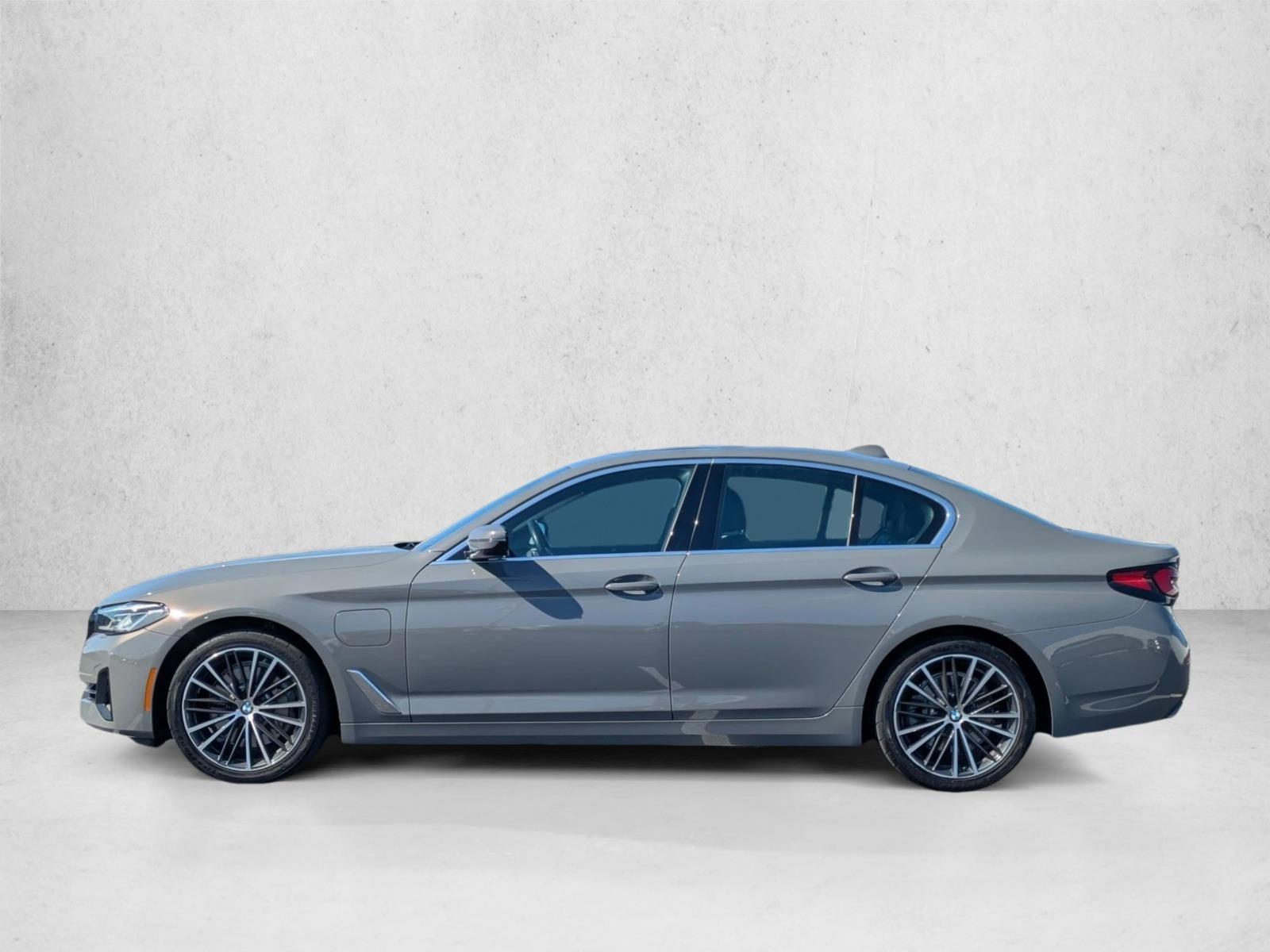 Thumbnail: 2021 BMW 5 Series - 2