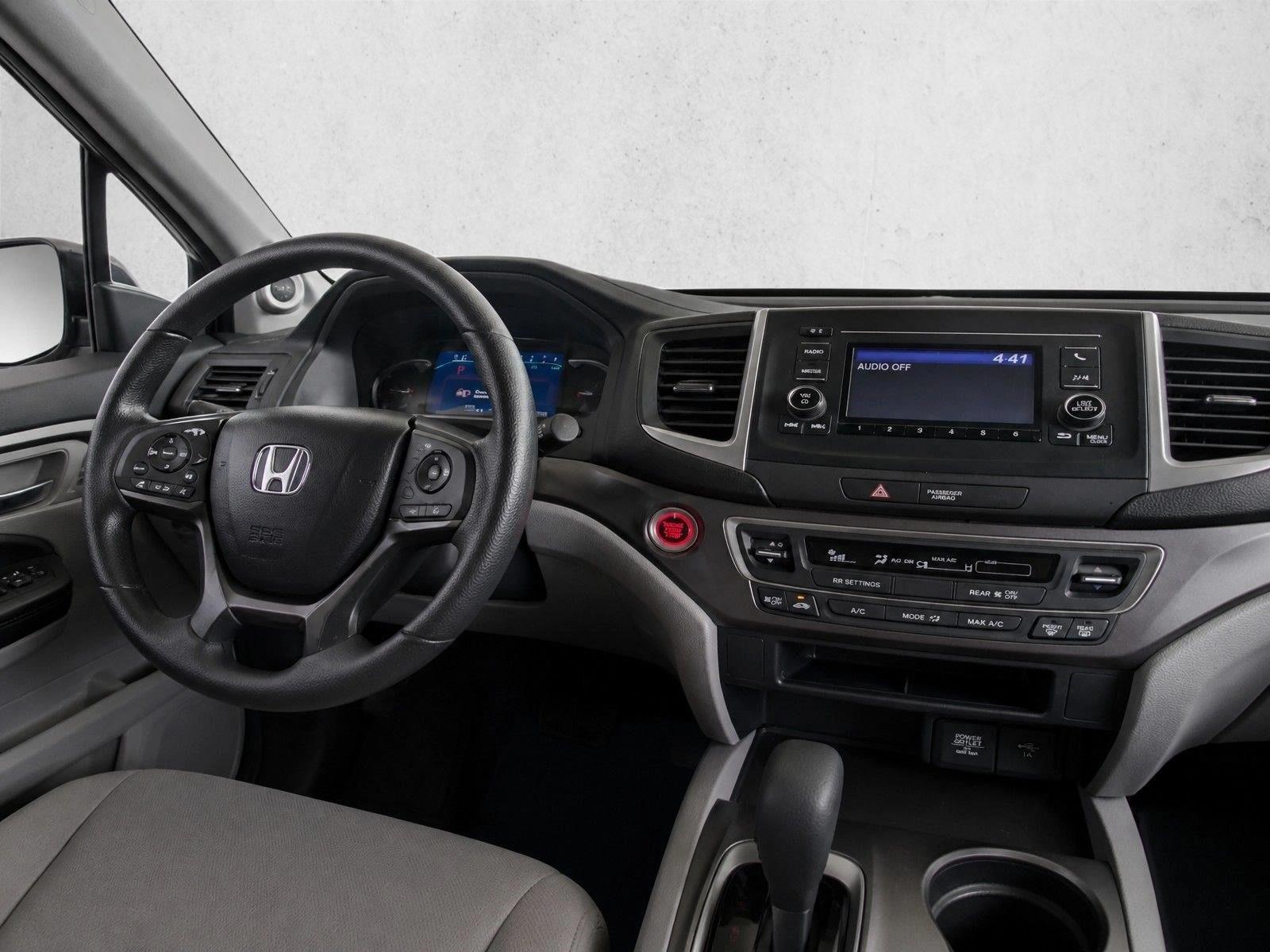 Thumbnail: 2019 Honda Pilot - 5