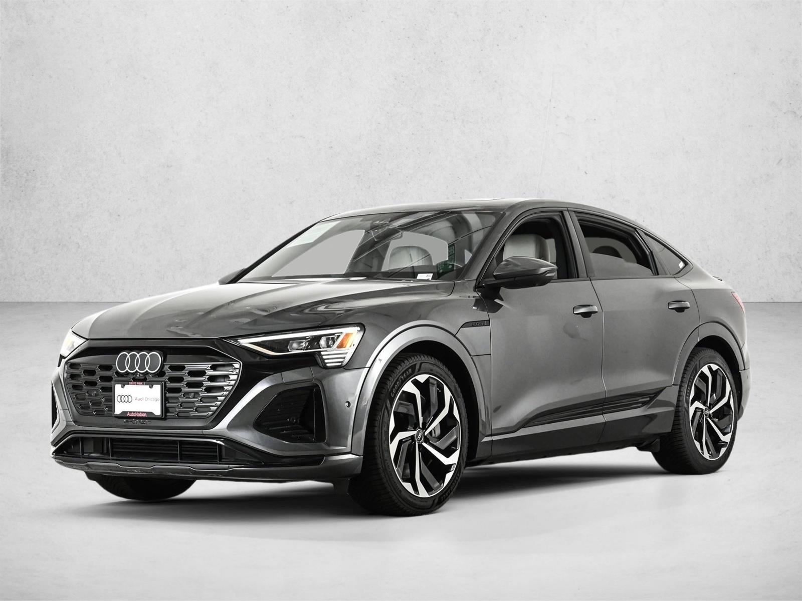 Thumbnail: 2024 Audi Q8 e-tron - 1