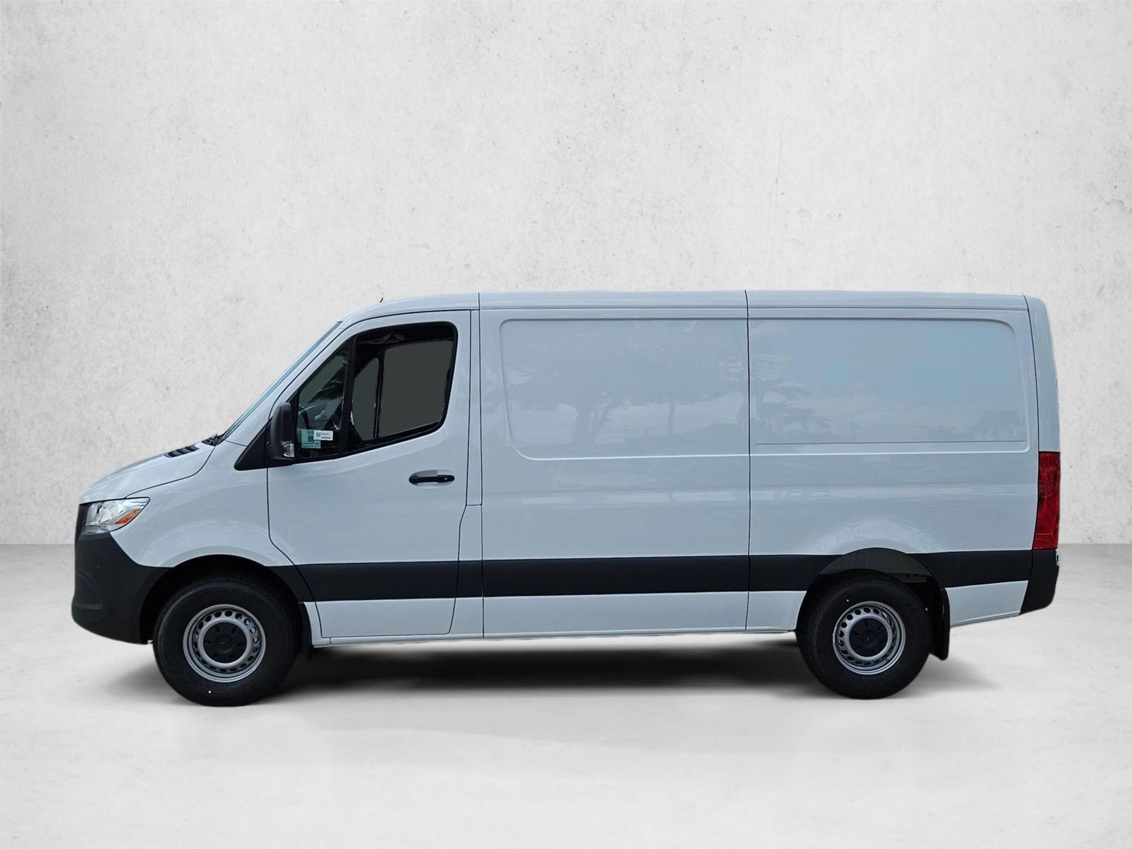 Thumbnail: 2026 Mercedes-Benz Sprinter - 2