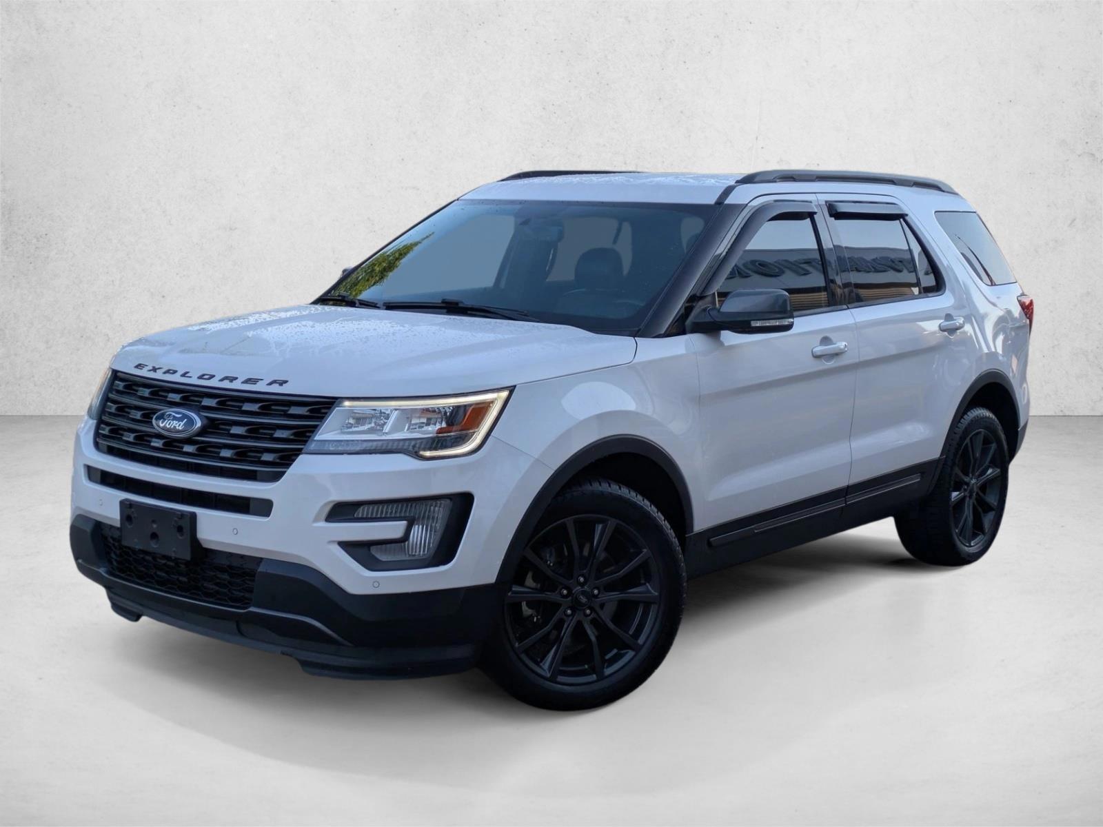 Thumbnail: 2017 Ford Explorer - 1