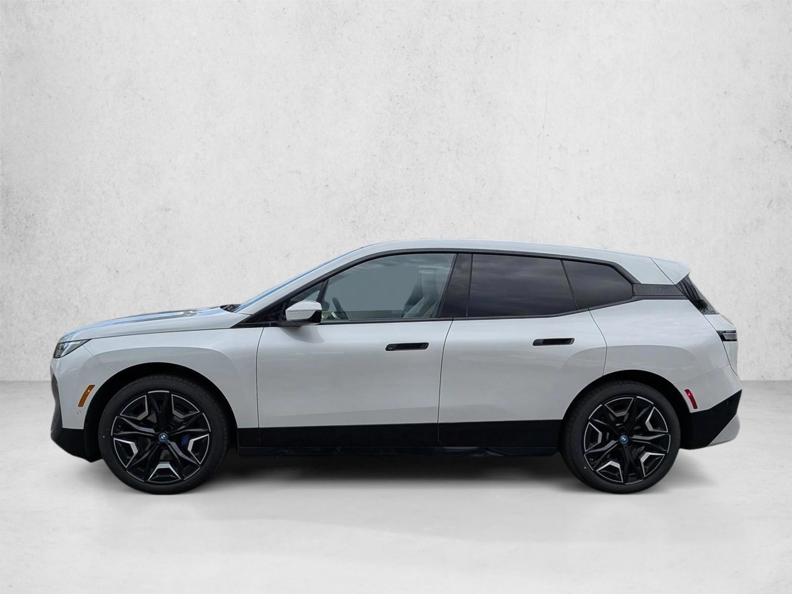 Thumbnail: 2024 BMW iX - 2