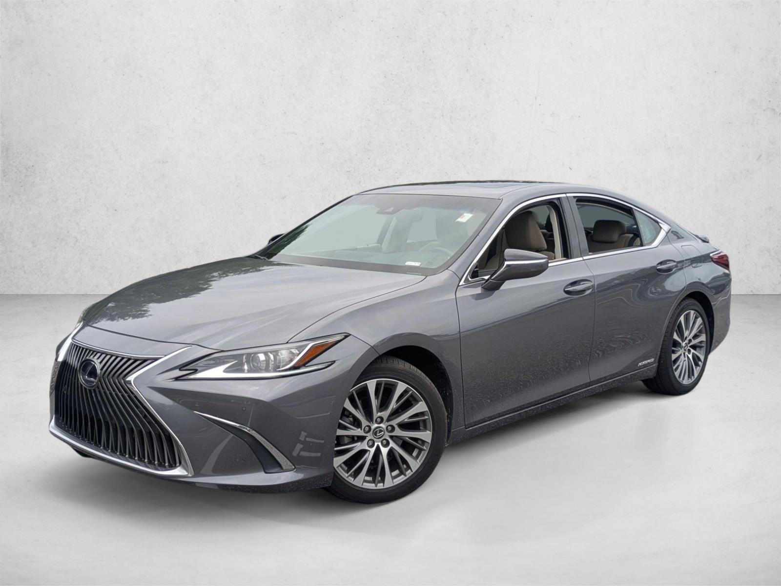 Thumbnail: 2021 Lexus ES - 1