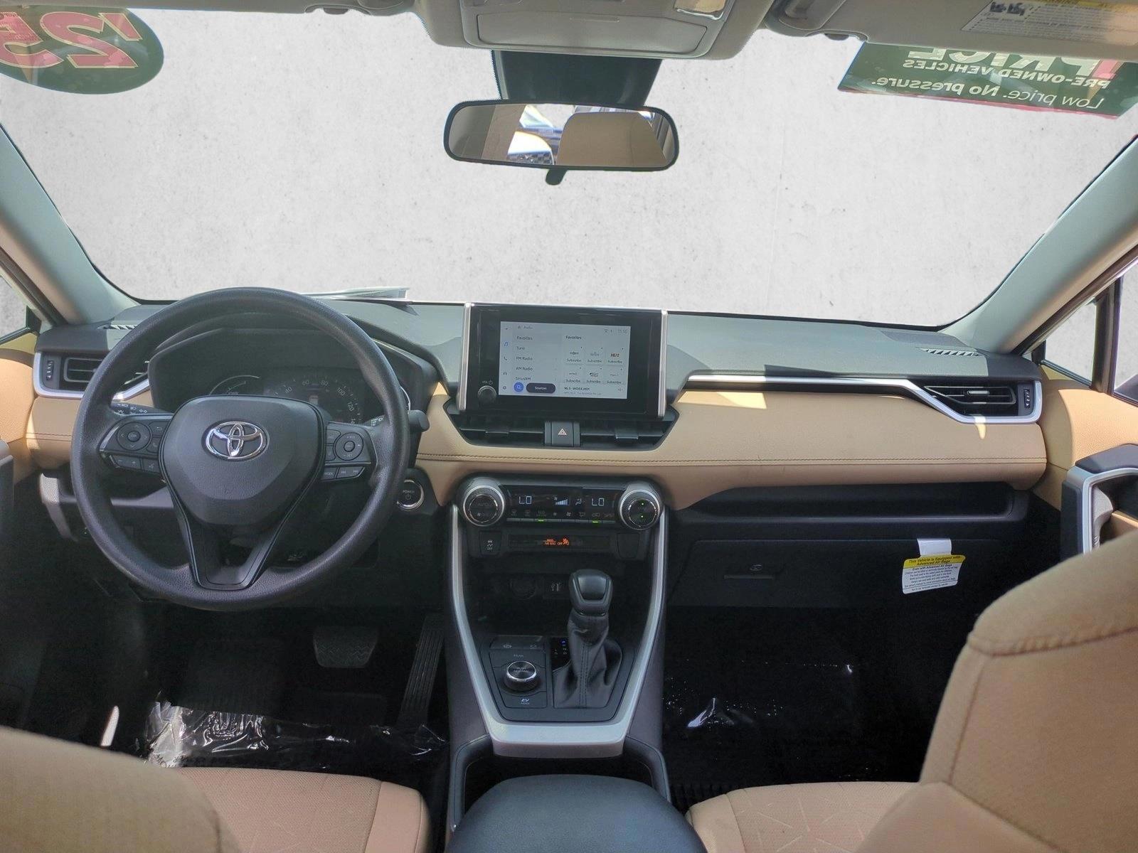 Thumbnail: 2025 Toyota RAV4 - 3