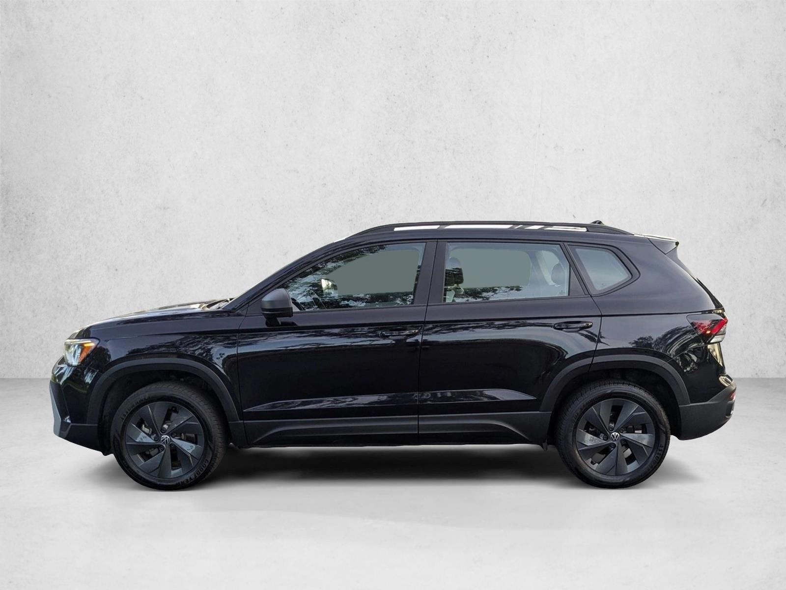 Thumbnail: 2025 Volkswagen Taos - 2