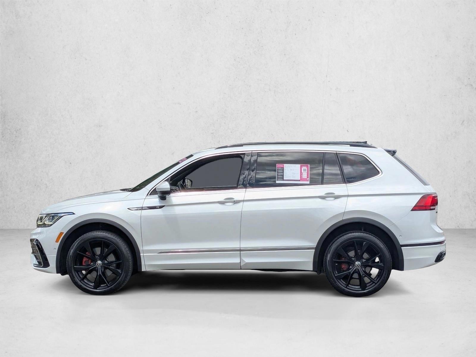 Thumbnail: 2023 Volkswagen Tiguan - 2