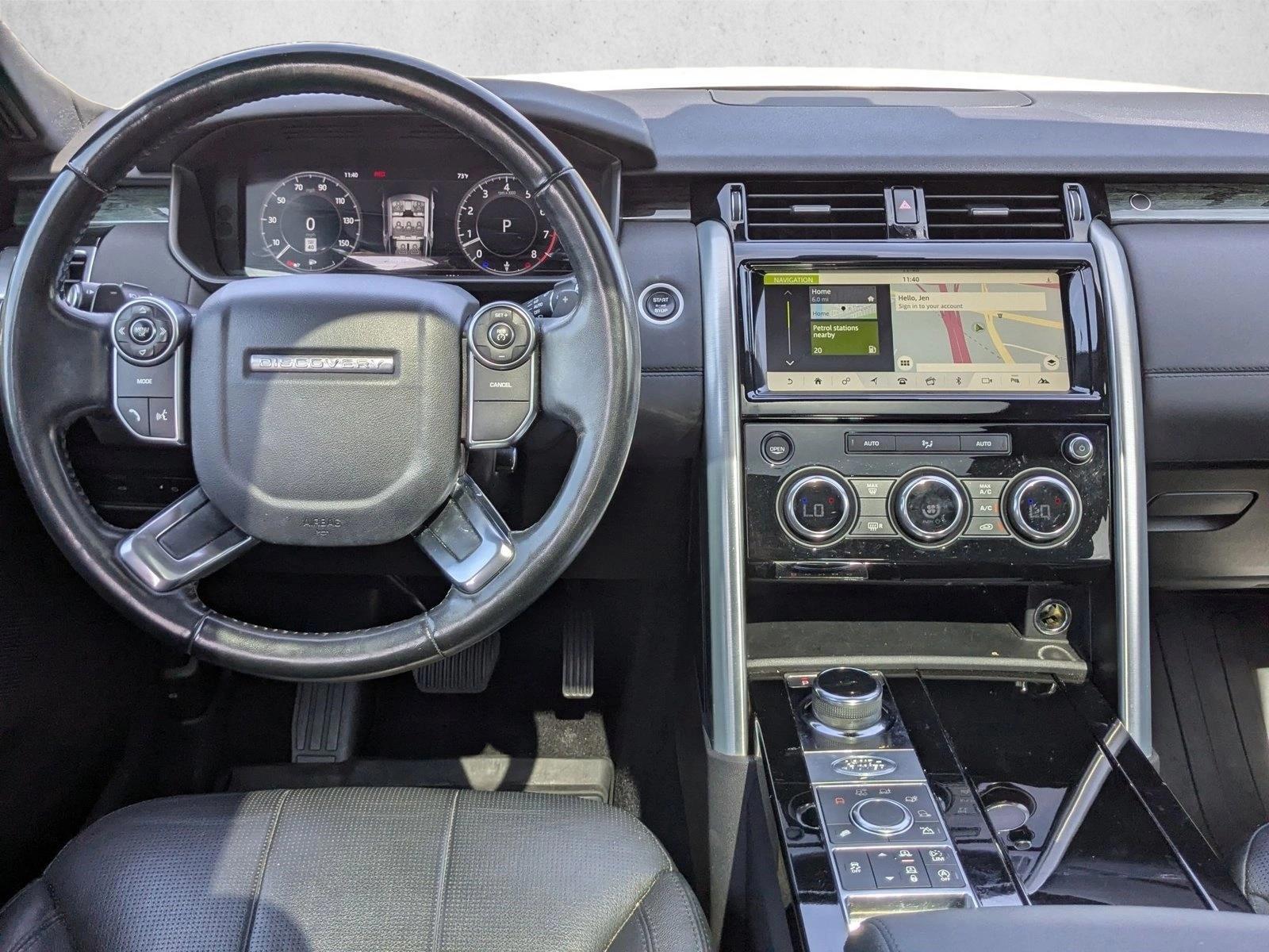 Thumbnail: 2018 Land Rover Discovery - 3