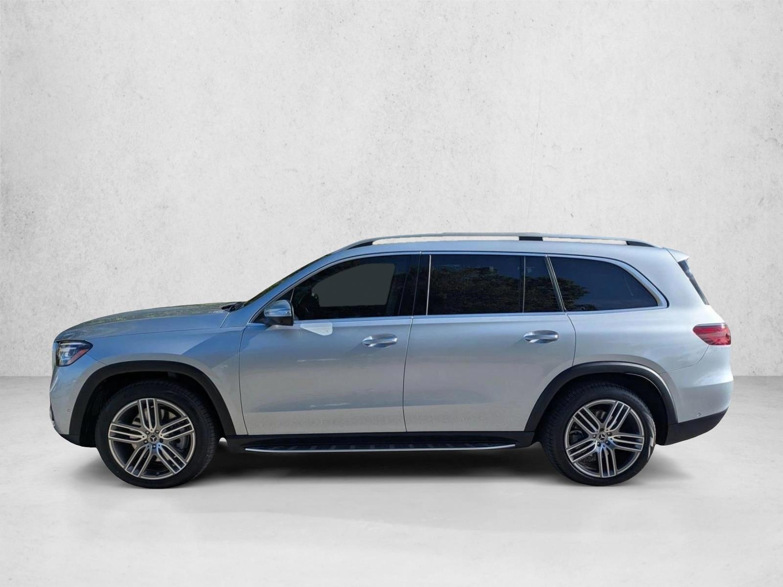 Thumbnail: 2026 Mercedes-Benz GLS - 2
