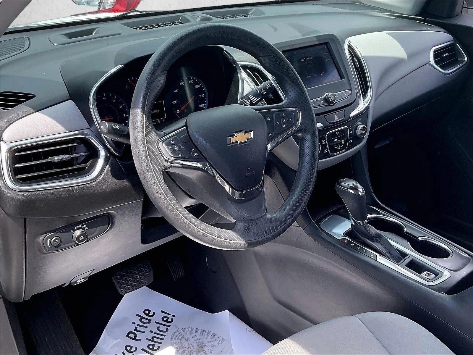 Thumbnail: 2020 Chevrolet Equinox - 3