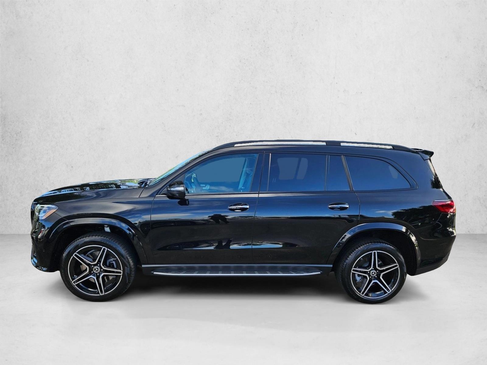 Thumbnail: 2026 Mercedes-Benz GLS - 3