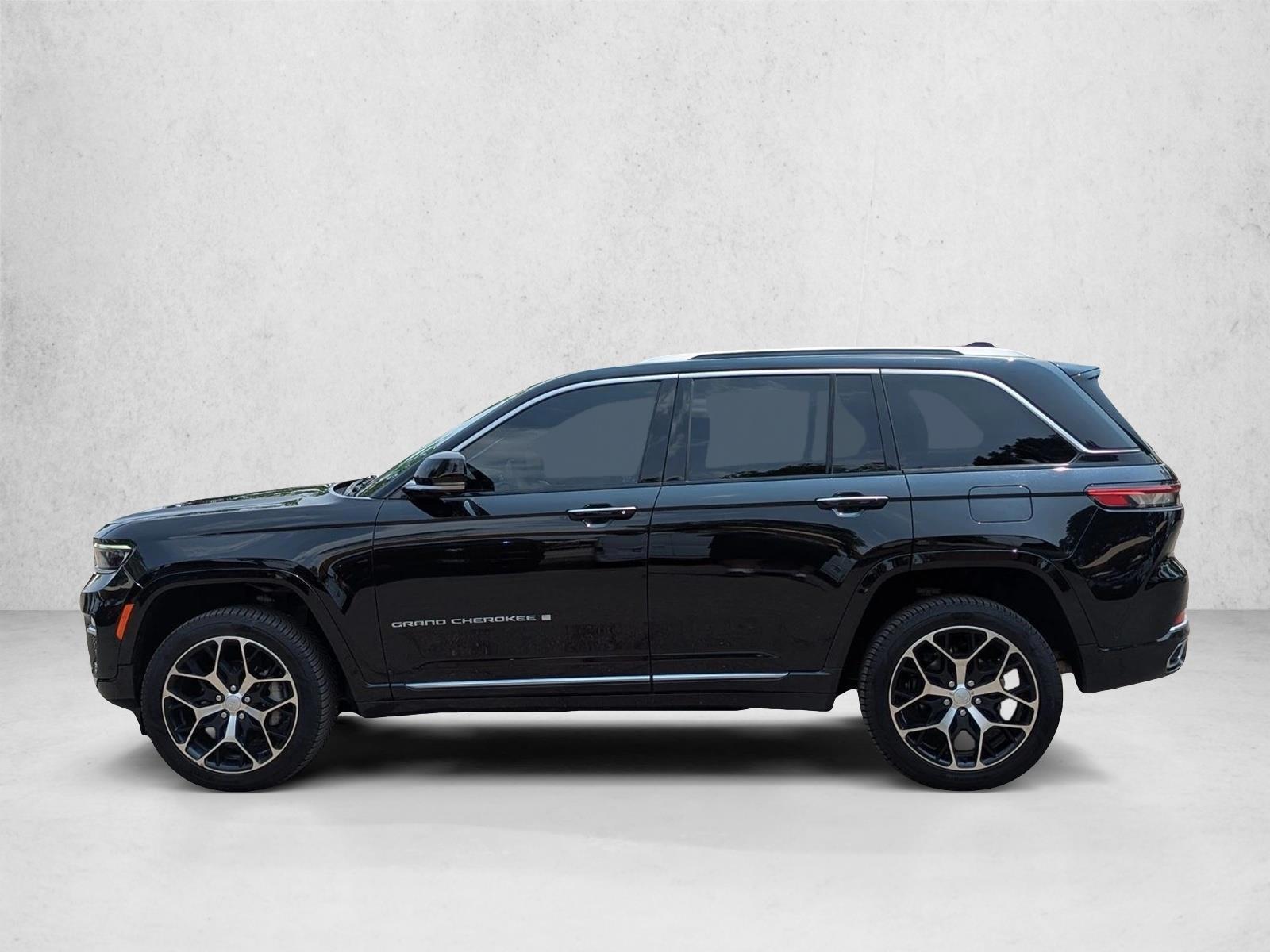 Thumbnail: 2022 Jeep Grand Cherokee - 2