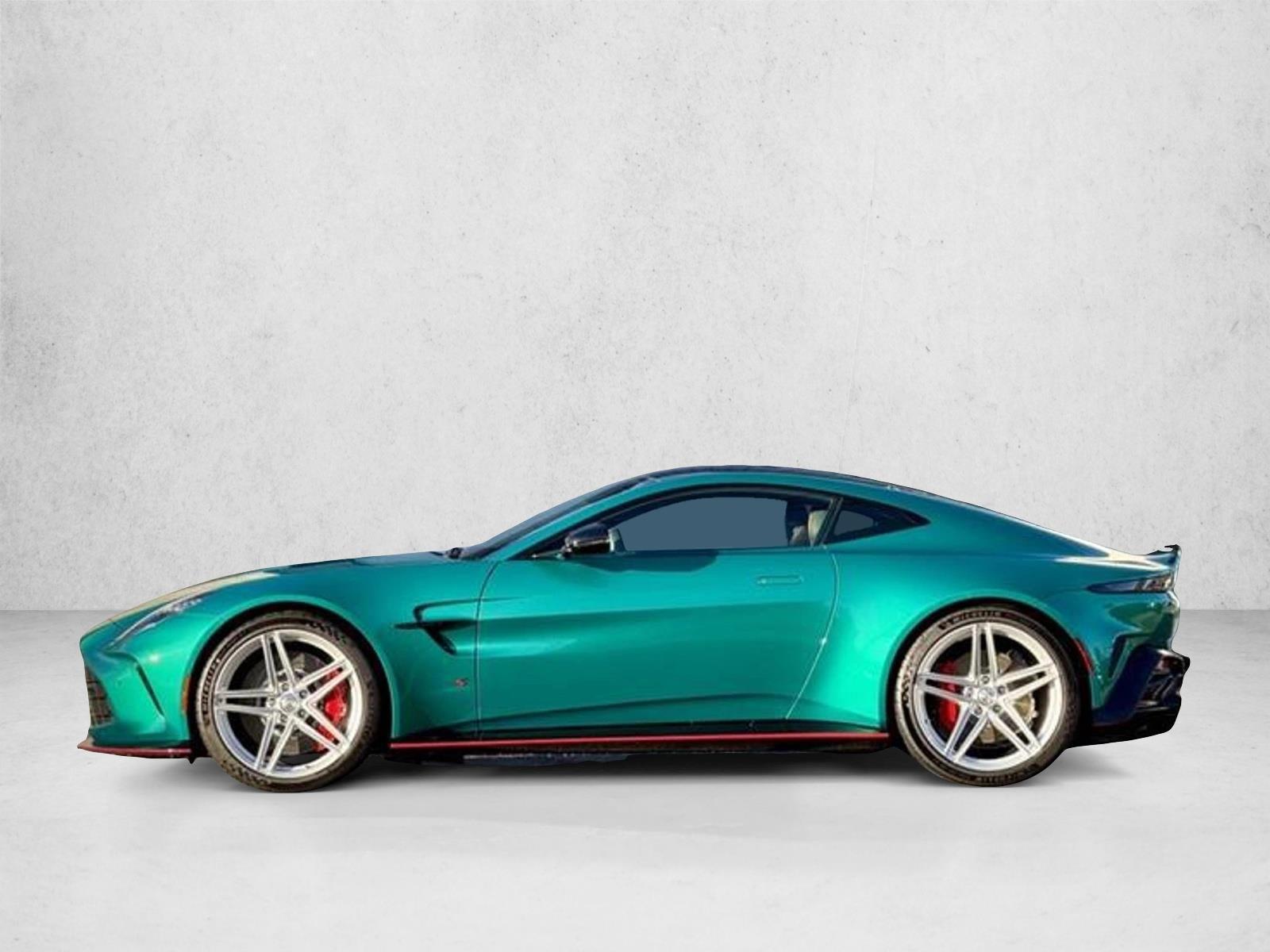 Thumbnail: 2026 Aston Martin Vantage - 2