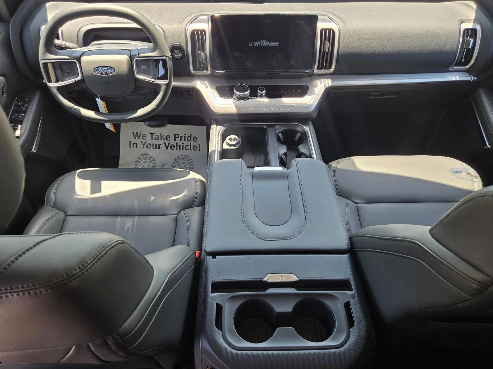 Thumbnail: 2026 Ford Expedition - 3