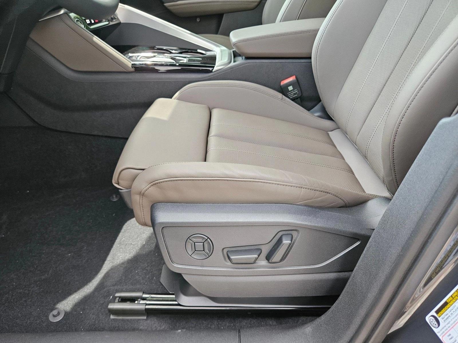 Thumbnail: 2025 Audi Q5 - 4