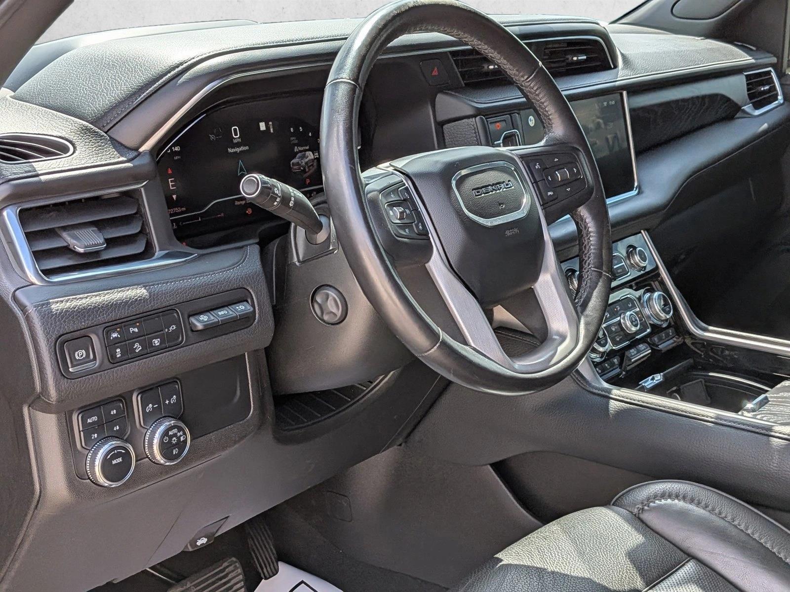 Thumbnail: 2022 GMC Yukon XL - 4