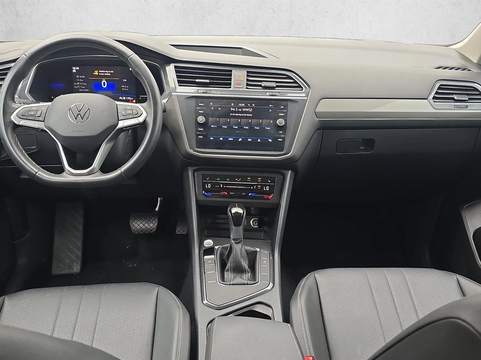 Thumbnail: 2023 Volkswagen Tiguan - 2