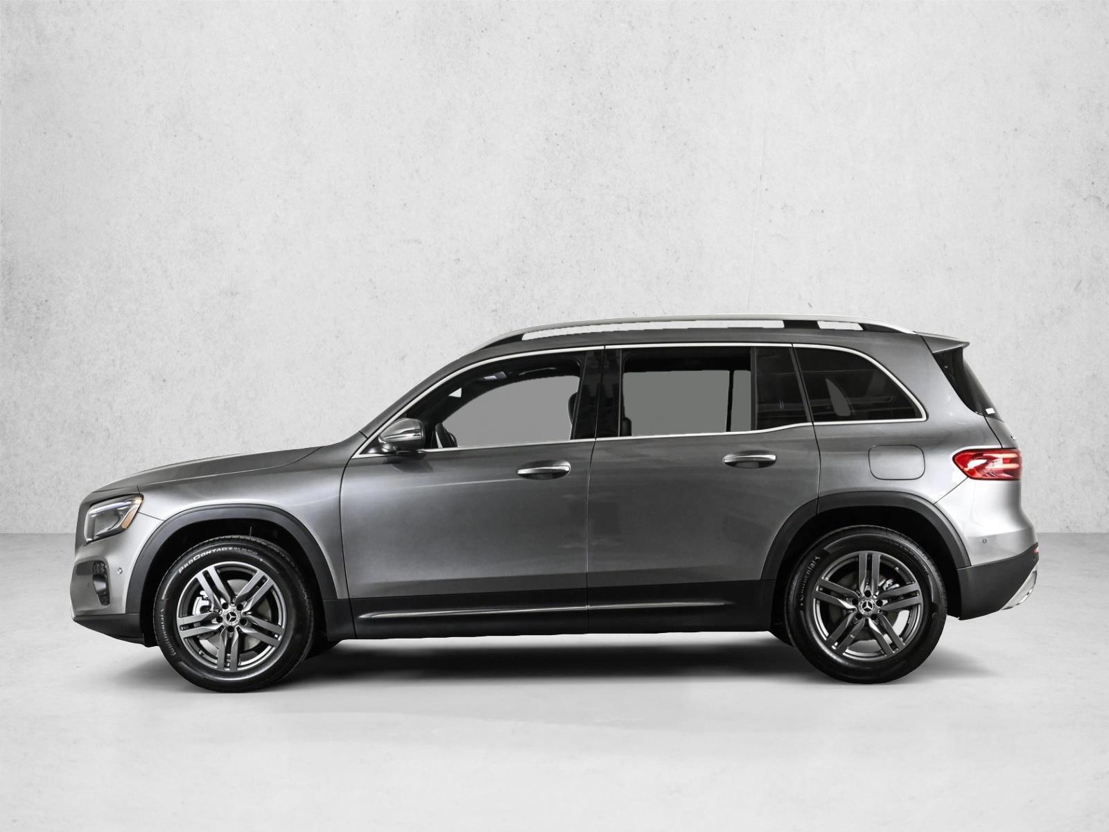 Thumbnail: 2026 Mercedes-Benz GLB - 2