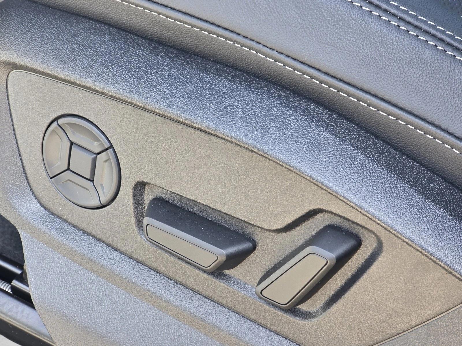 Thumbnail: 2026 Audi Q7 - 4