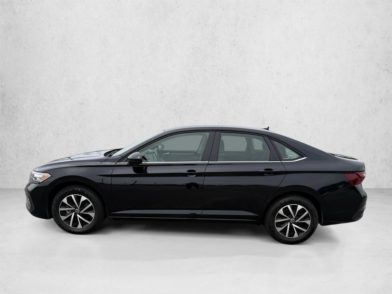 Thumbnail: 2024 Volkswagen Jetta - 2