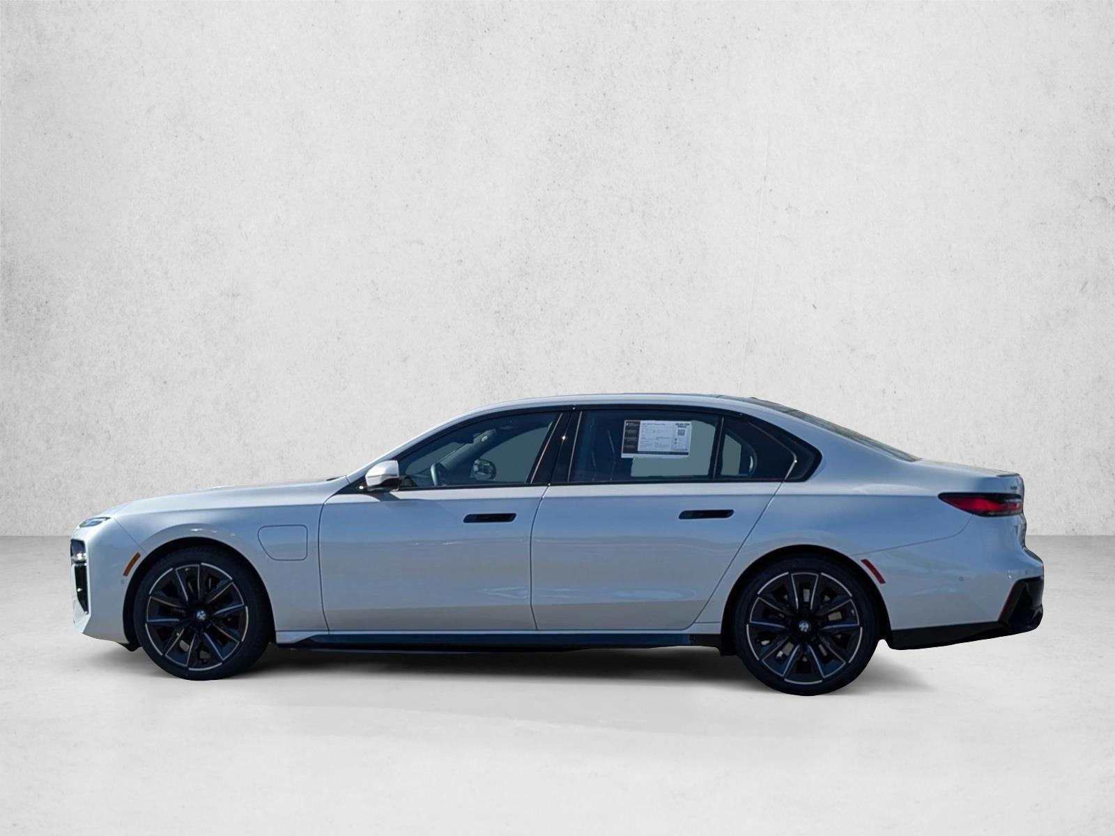 Thumbnail: 2026 BMW 7 Series - 2
