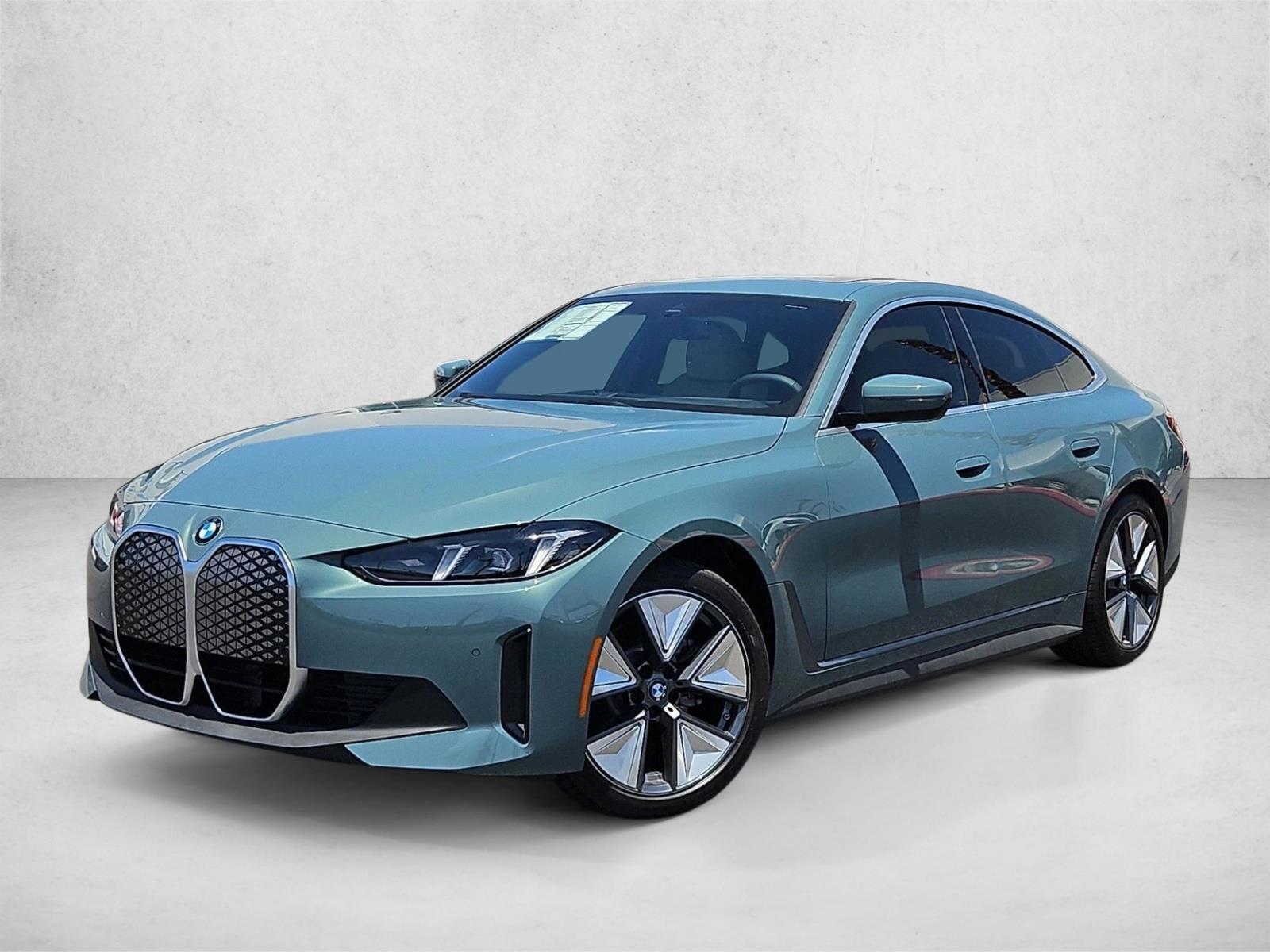 Thumbnail: 2026 BMW i4 - 1