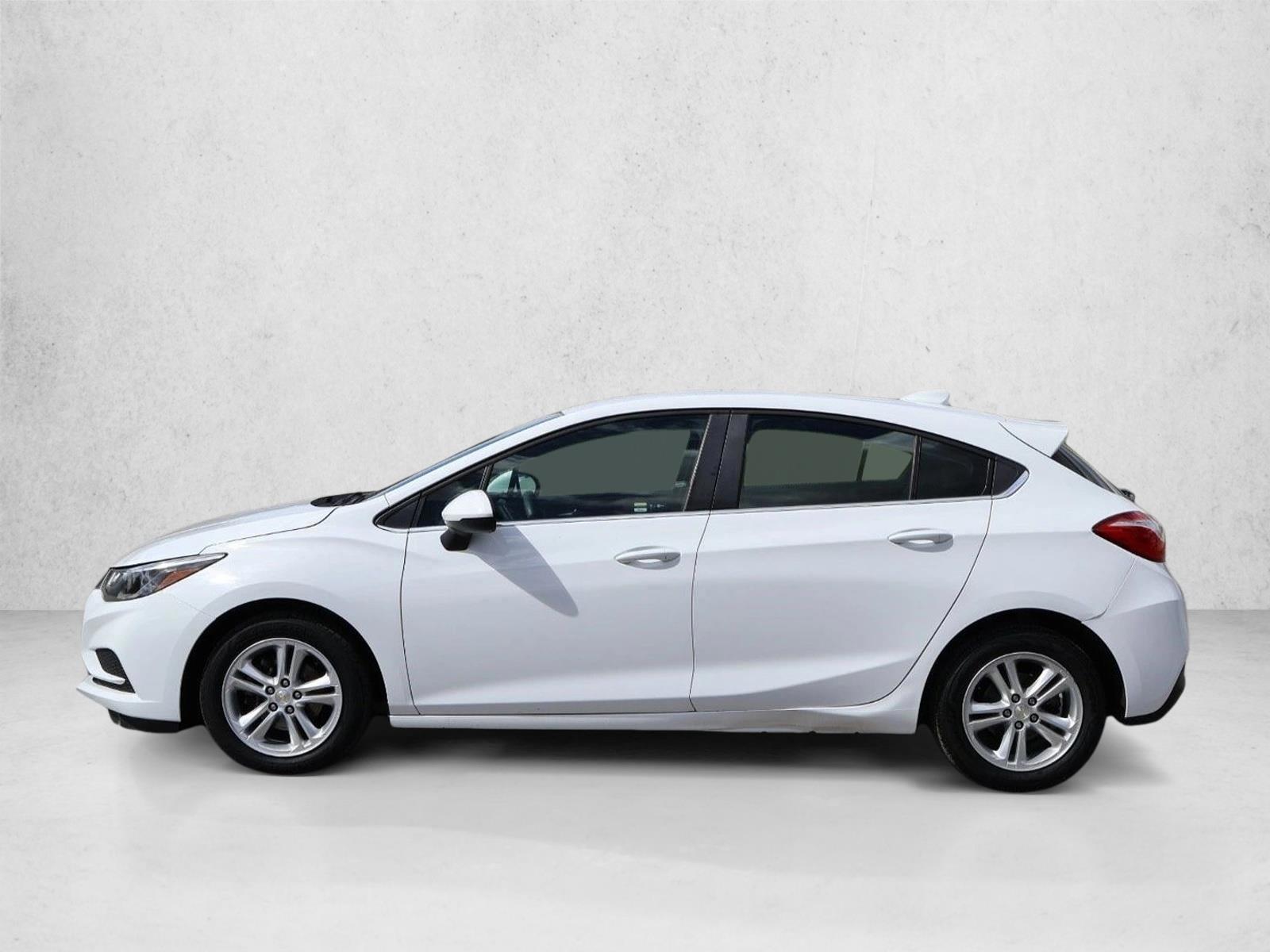 Thumbnail: 2018 Chevrolet Cruze - 2