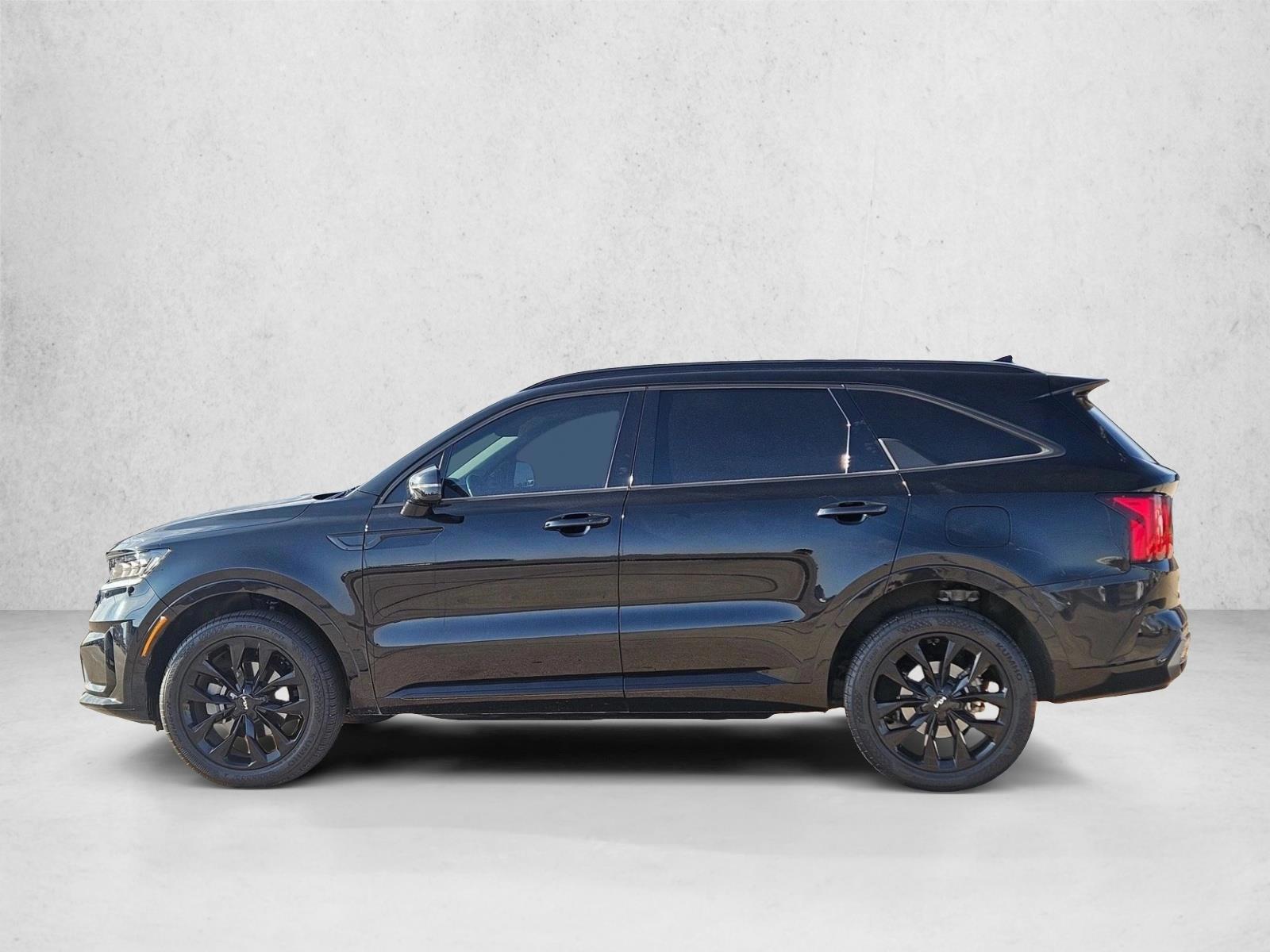 Thumbnail: 2023 Kia Sorento - 2