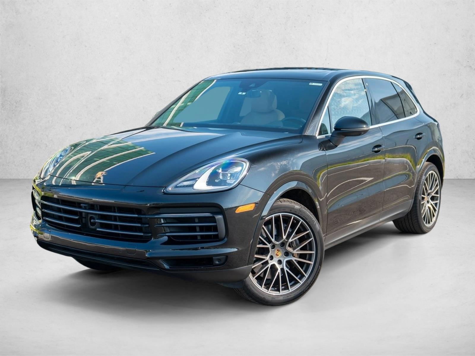 Thumbnail: 2023 Porsche Cayenne - 2