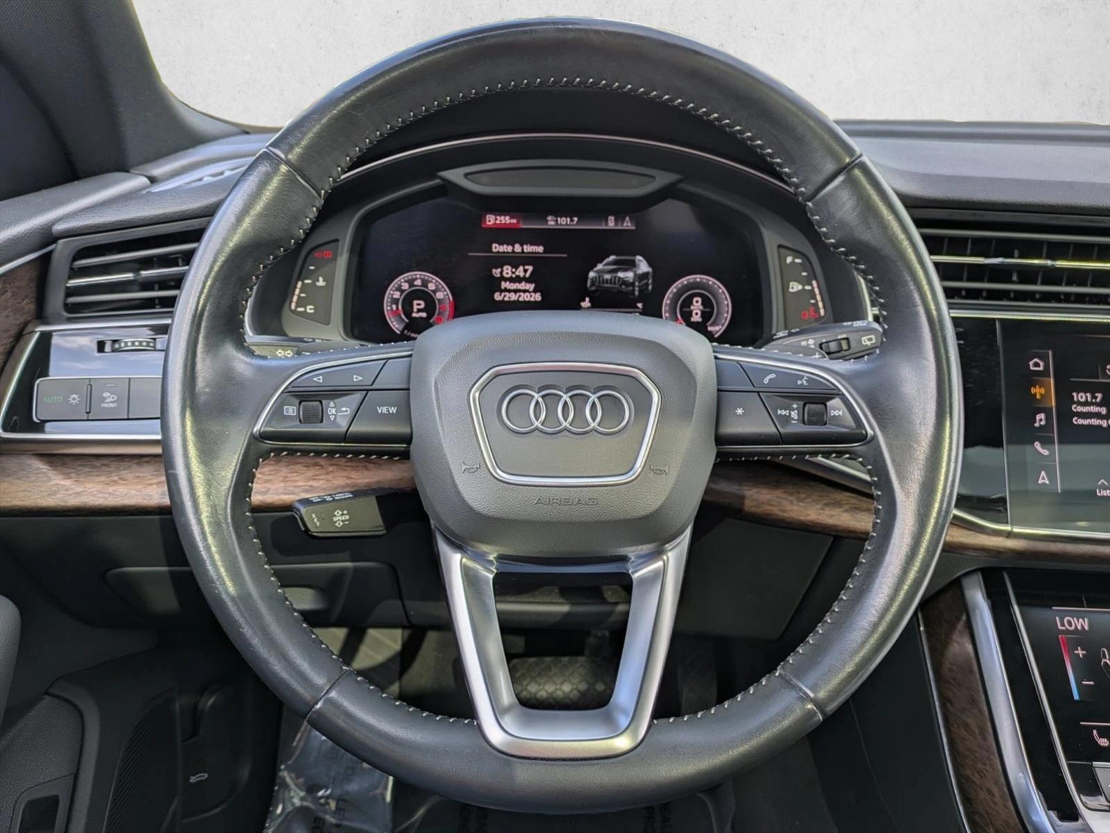 2020 Audi Q8 Premium Plus - Photo 10