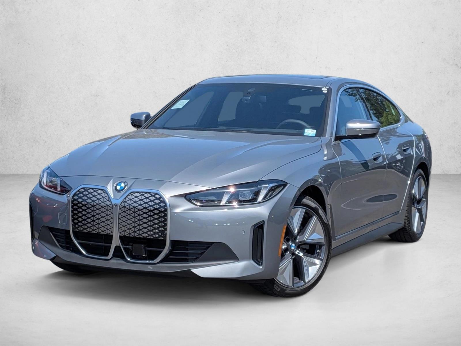 Thumbnail: 2026 BMW i4 - 1