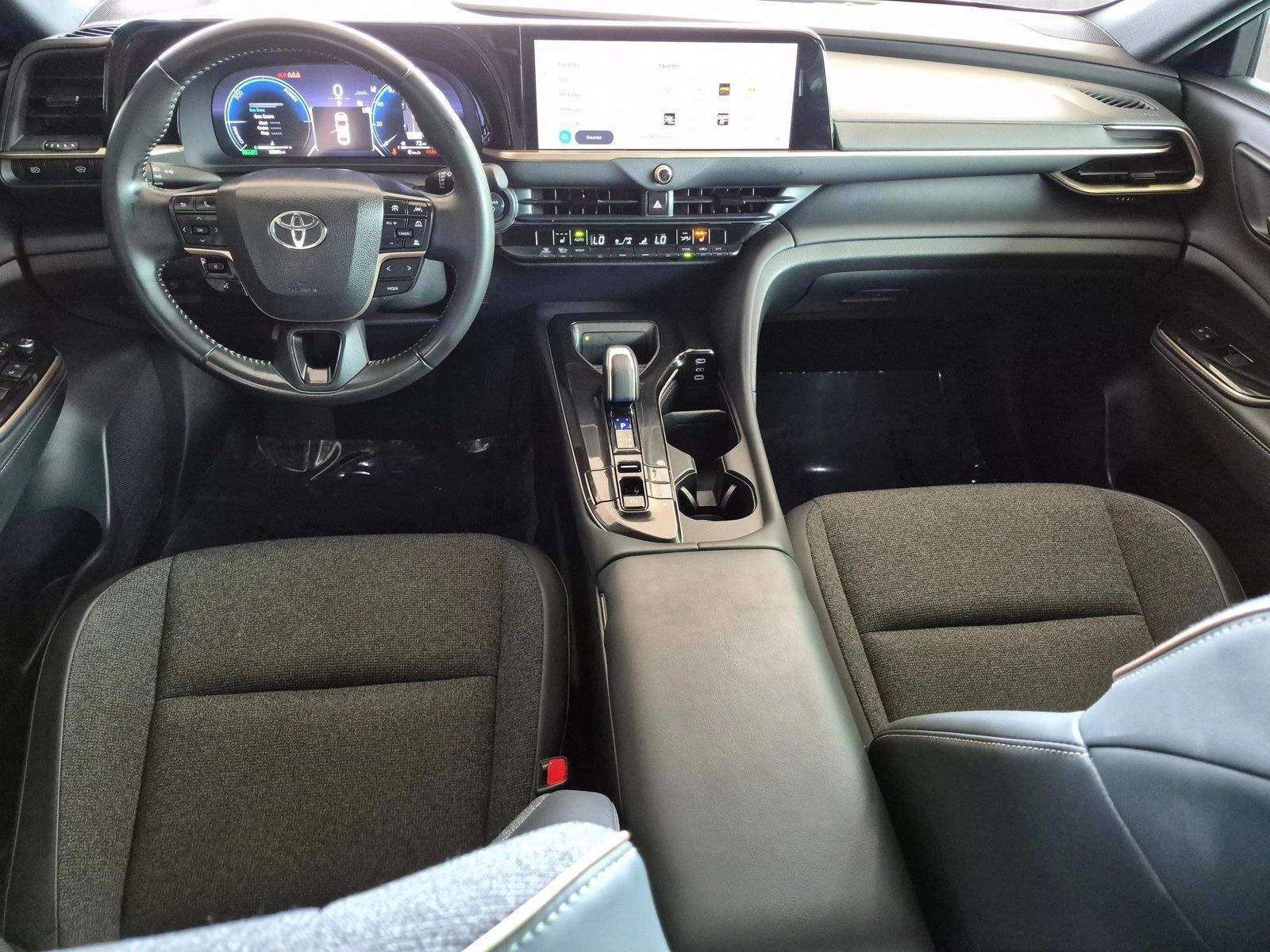 Thumbnail: 2024 Toyota Crown - 3