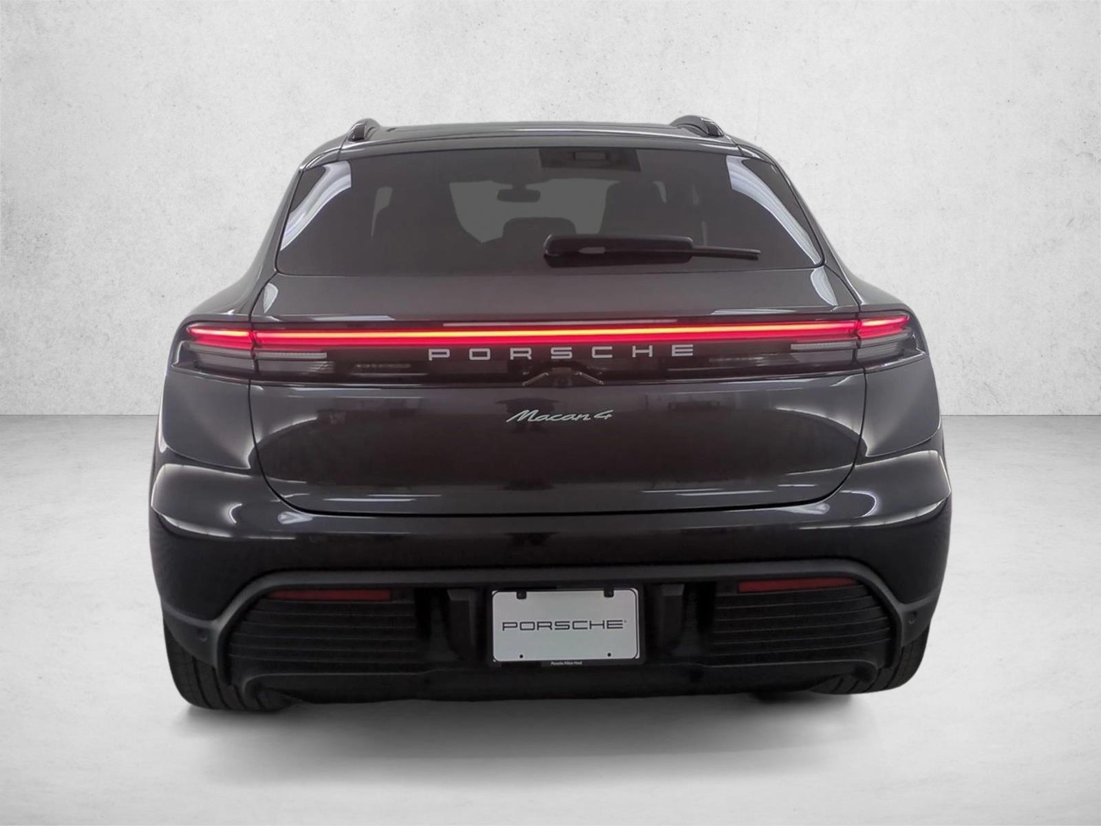 2026 Porsche Macan Base - Photo 9