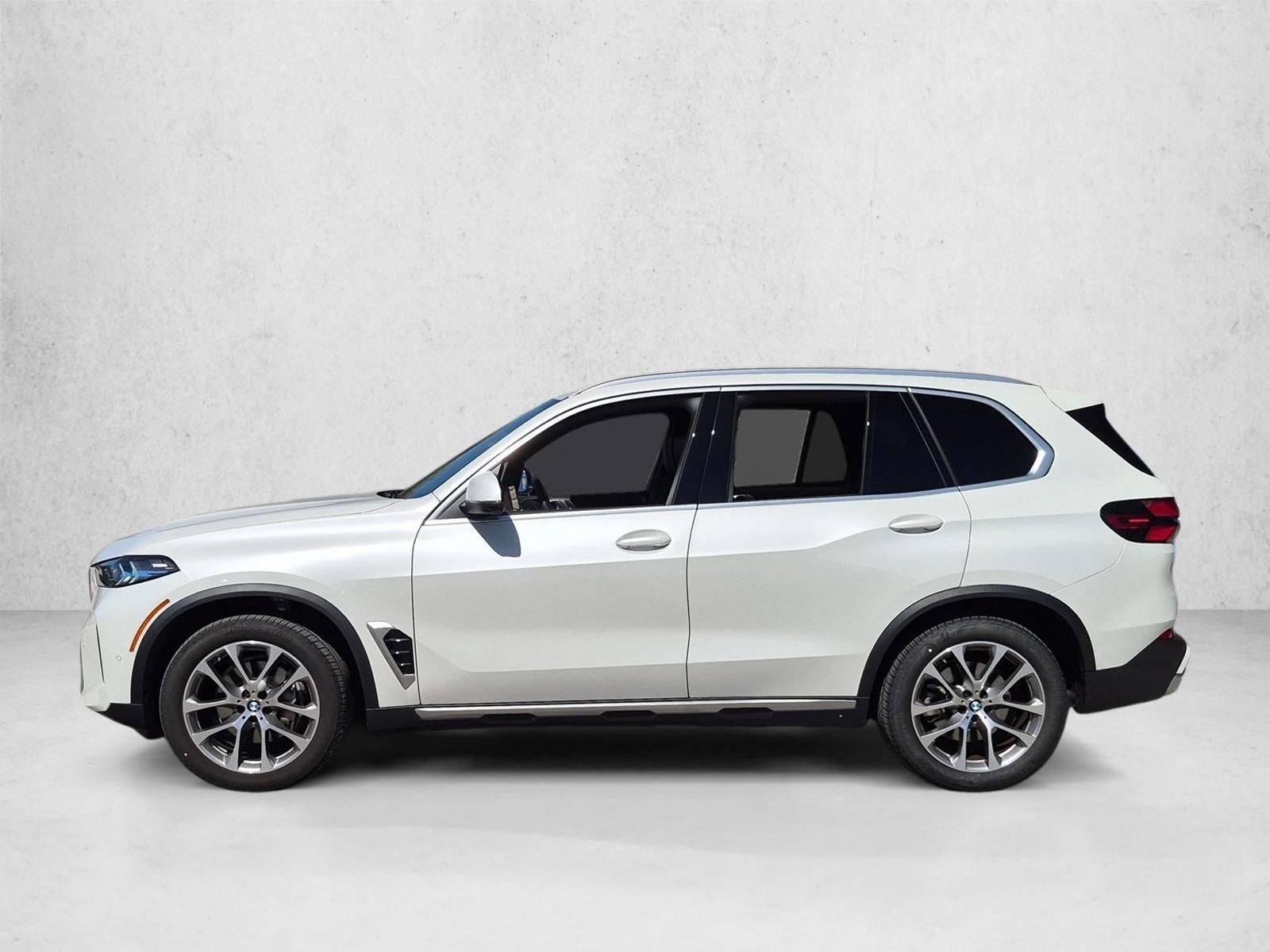 Thumbnail: 2026 BMW X5 - 2