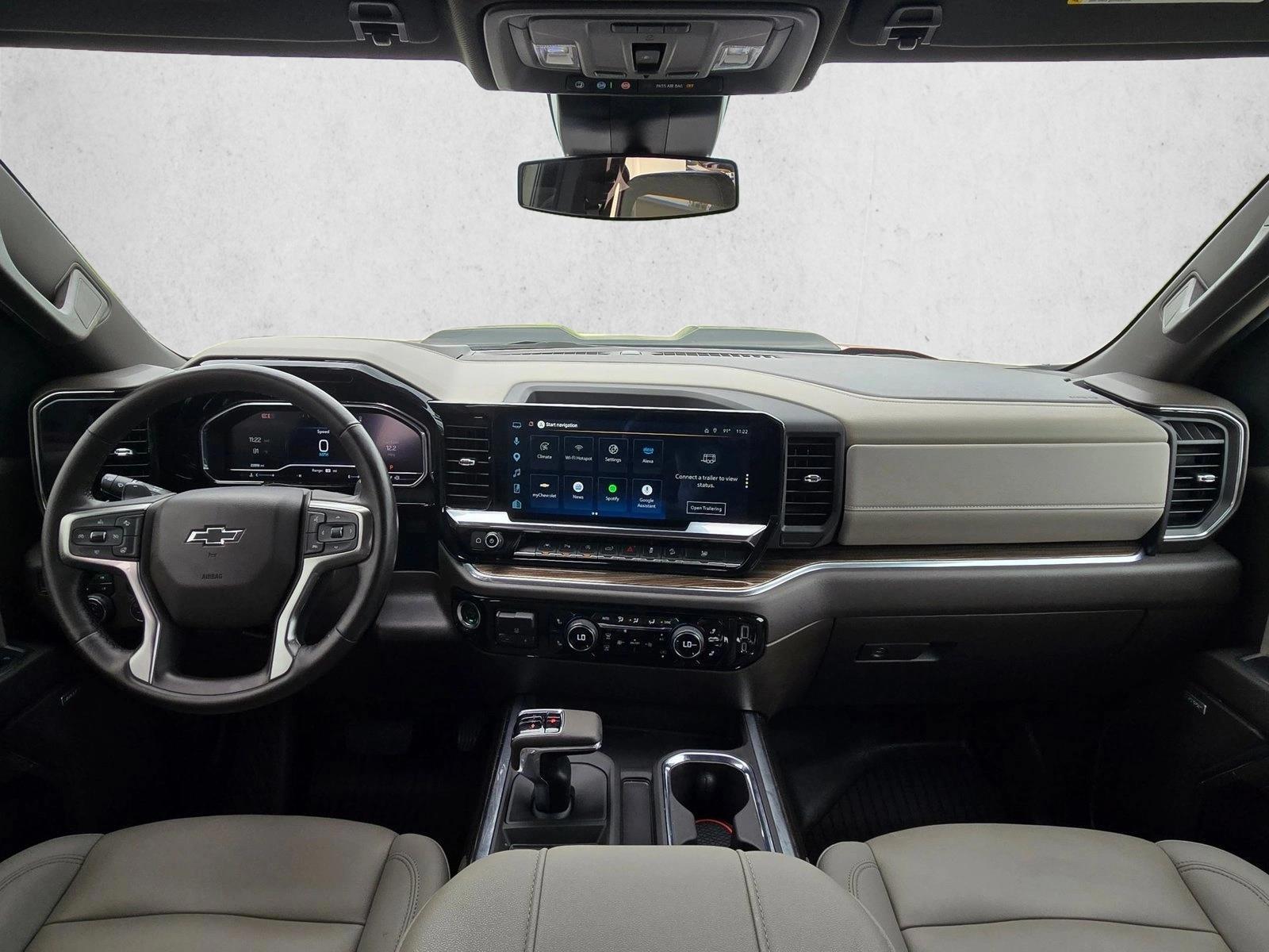Thumbnail: 2025 Chevrolet Silverado 1500 - 4